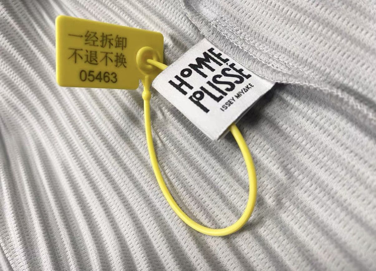 Homme Plisse Issey Miyake Homme Plissé Issey Miyake Striped Pleated Short Sleeve J31 Size US M / EU 48-50 / 2 - 5 Thumbnail