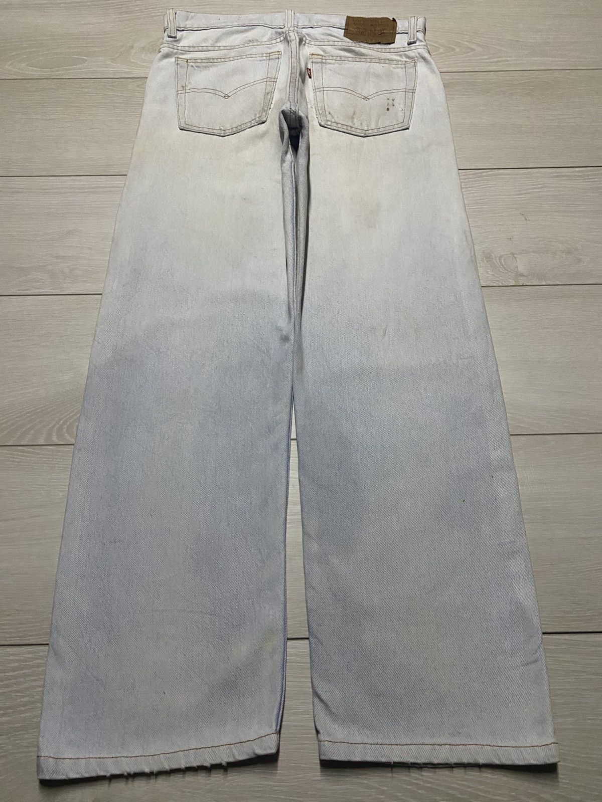 Levi's Vtg Levis 505 90s Grunge Light Wash Distressed Loose Jean Size US 32 / EU 48 - 2 Thumbnail