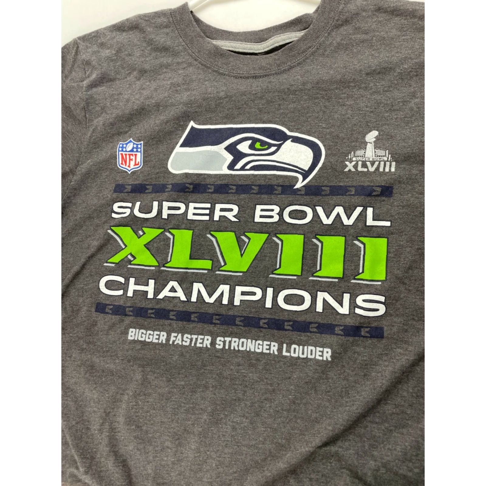Nike Nike T-Shirt Men’s Size M Gray Short Sleeve NFL Super Bowl XLVIII Champions Size US M / EU 48-50 / 2 - 3 Thumbnail