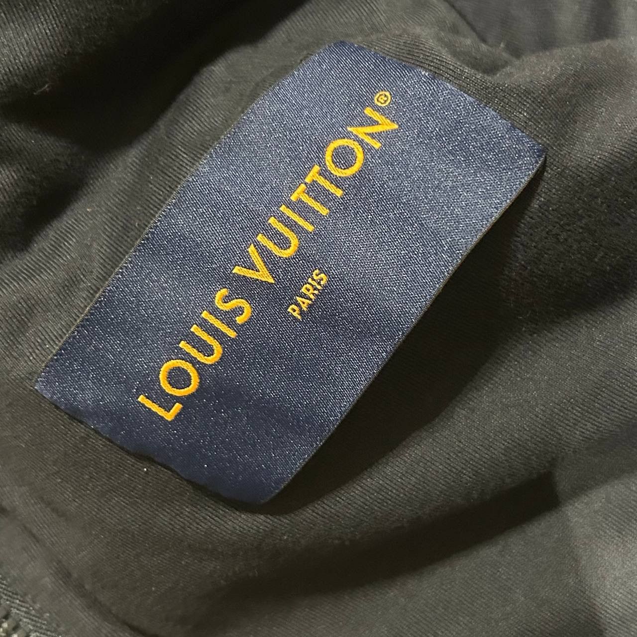 Louis Vuitton Louis Vuitton Monogram Camo Fleece Blouson Size US S / EU 44-46 / 1 - 7 Thumbnail
