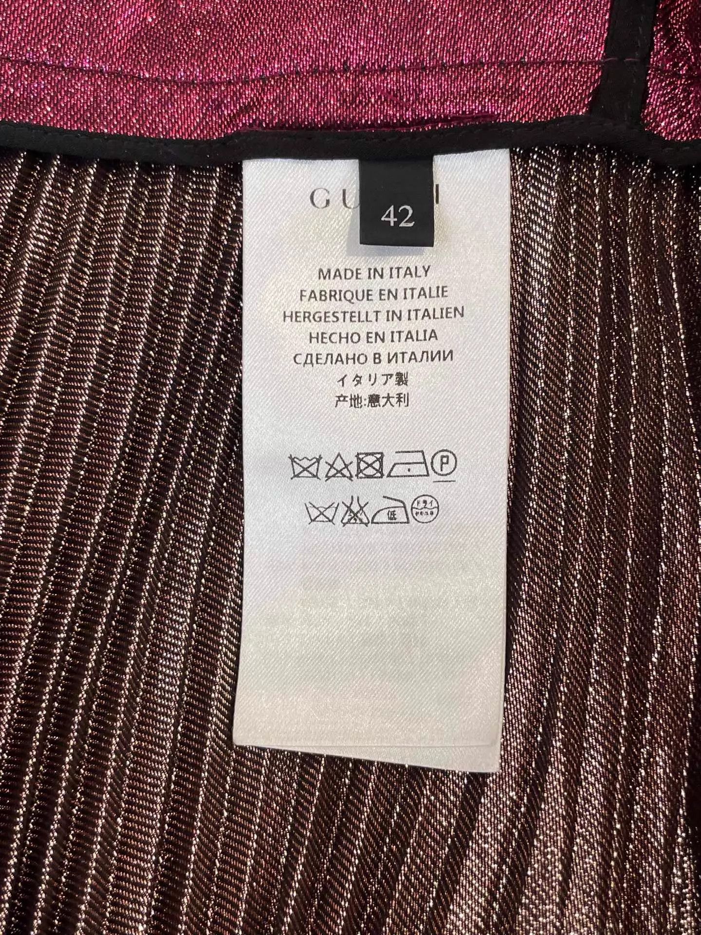 Gucci Gucci Women's Red Pleated Skirt 42 Size 28" / US 6 / IT 42 - 8 Thumbnail
