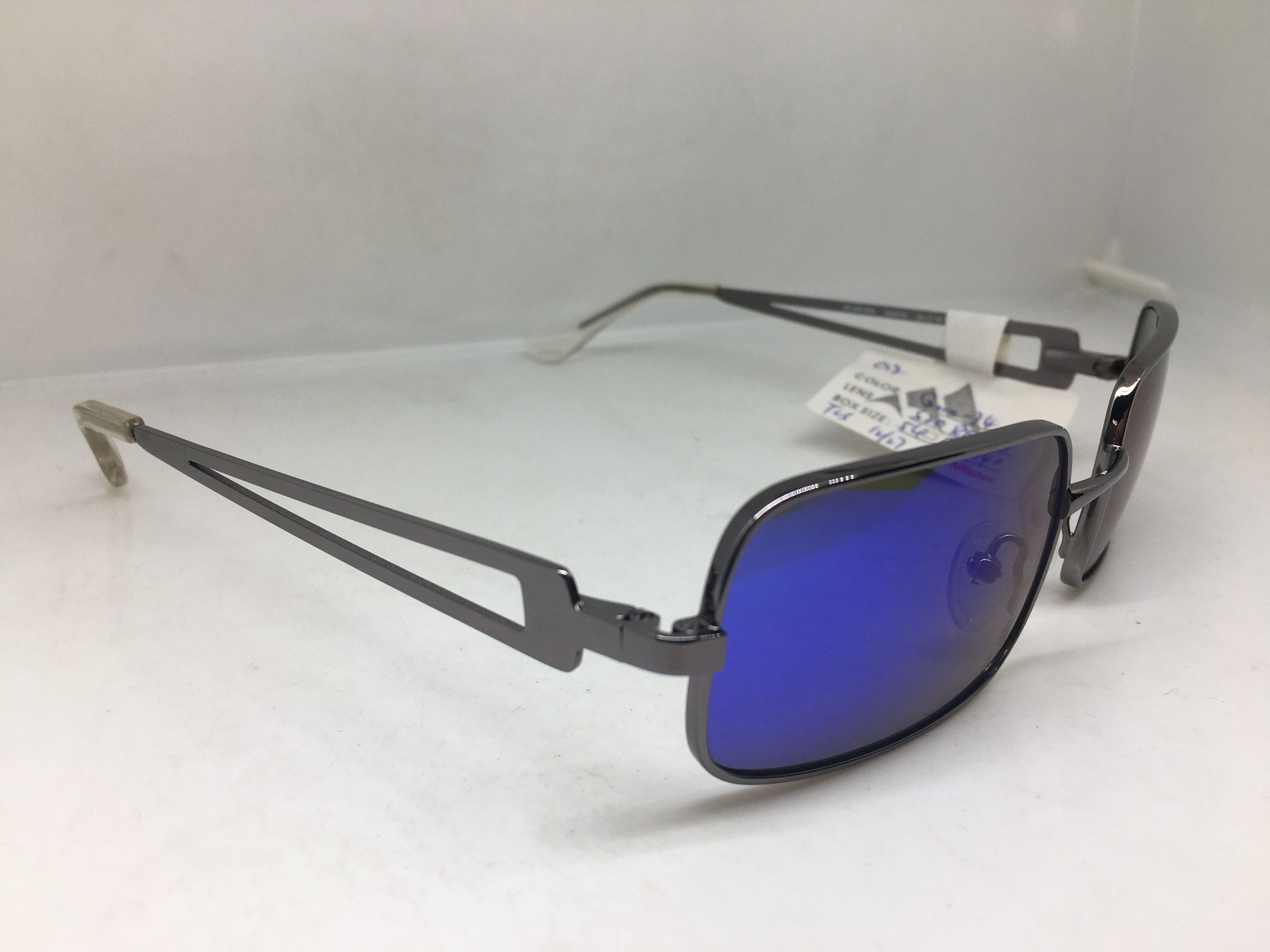 Gant Gant By Michael Bastian Silver Square Sunglasses Frame Size ONE SIZE - 2 Thumbnail