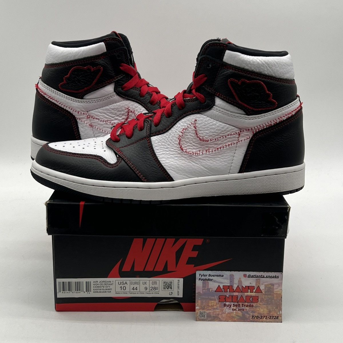 Nike Air Jordan 1 high defiant Size US 10 / EU 43 - 1 Thumbnail