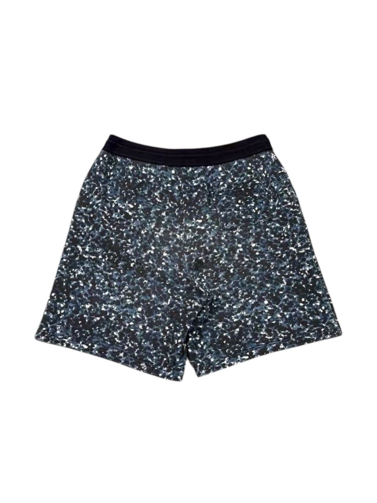 Louis Vuitton Louis Vuitton L Tapestry Casual Monogram Shorts Black Blue Size US 34 / EU 50 - 2 Thumbnail