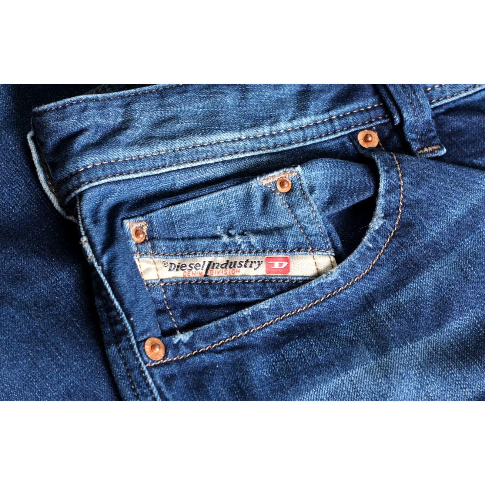Diesel DIESEL LARKEE 0842M Jeans Men Regular Straight 32x32 DZ7144 Blue Size US 32 / EU 48 - 5 Thumbnail