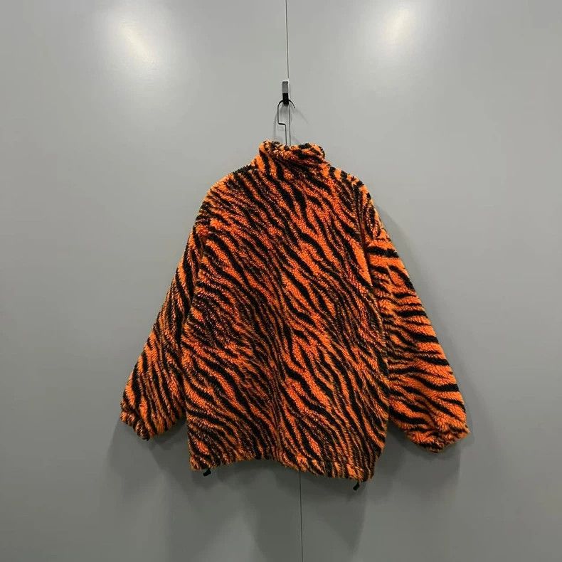 Balenciaga Balenciaga size 36 Tiger Teddy Jacket Size US XS / EU 42 / 0 - 2 Thumbnail