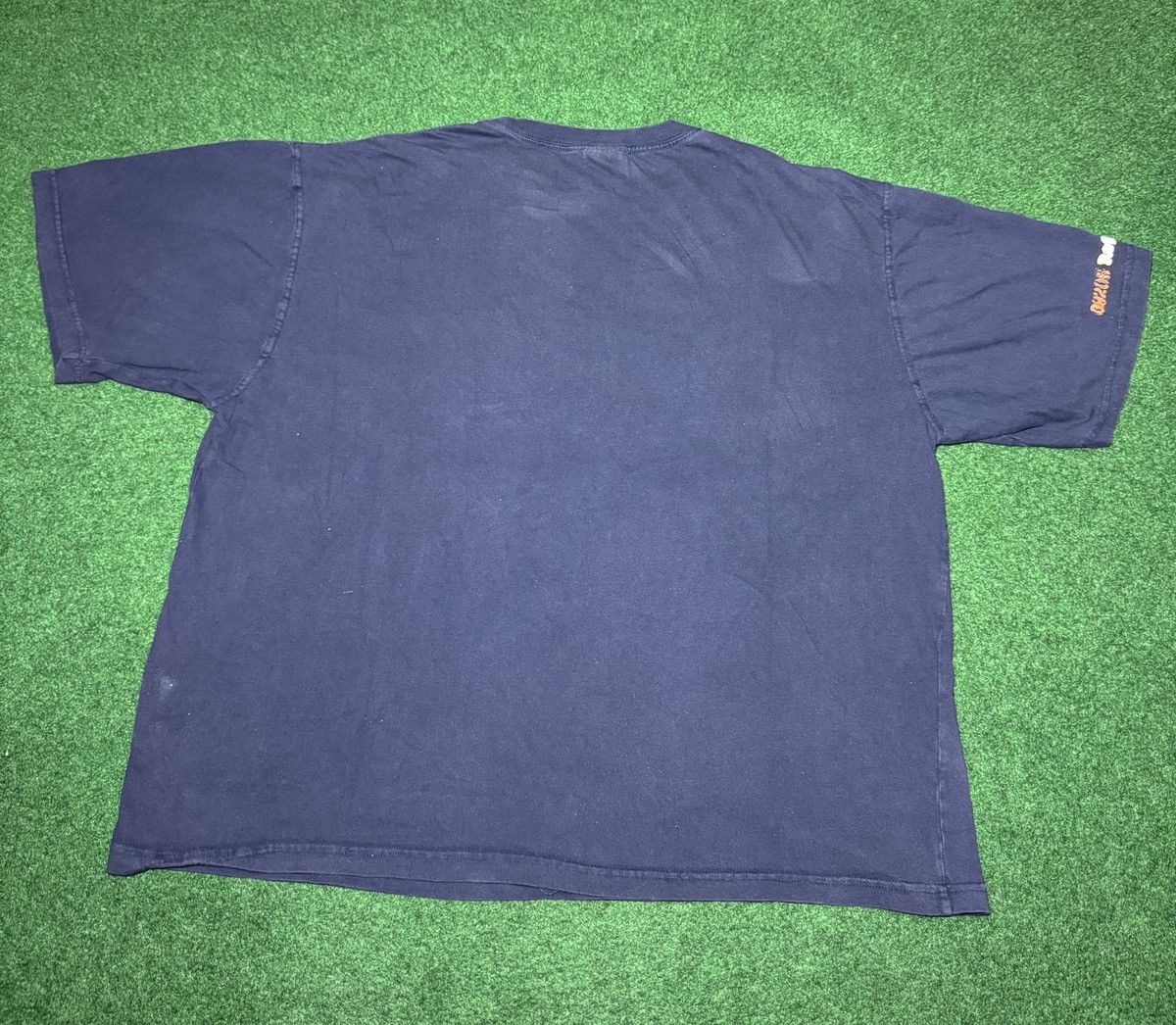 Vintage Vintage 90s Fubu Big Logo Baggy Hip Hop Grunge Y2K T Shirt Size US XL / EU 56 / 4 - 4 Thumbnail