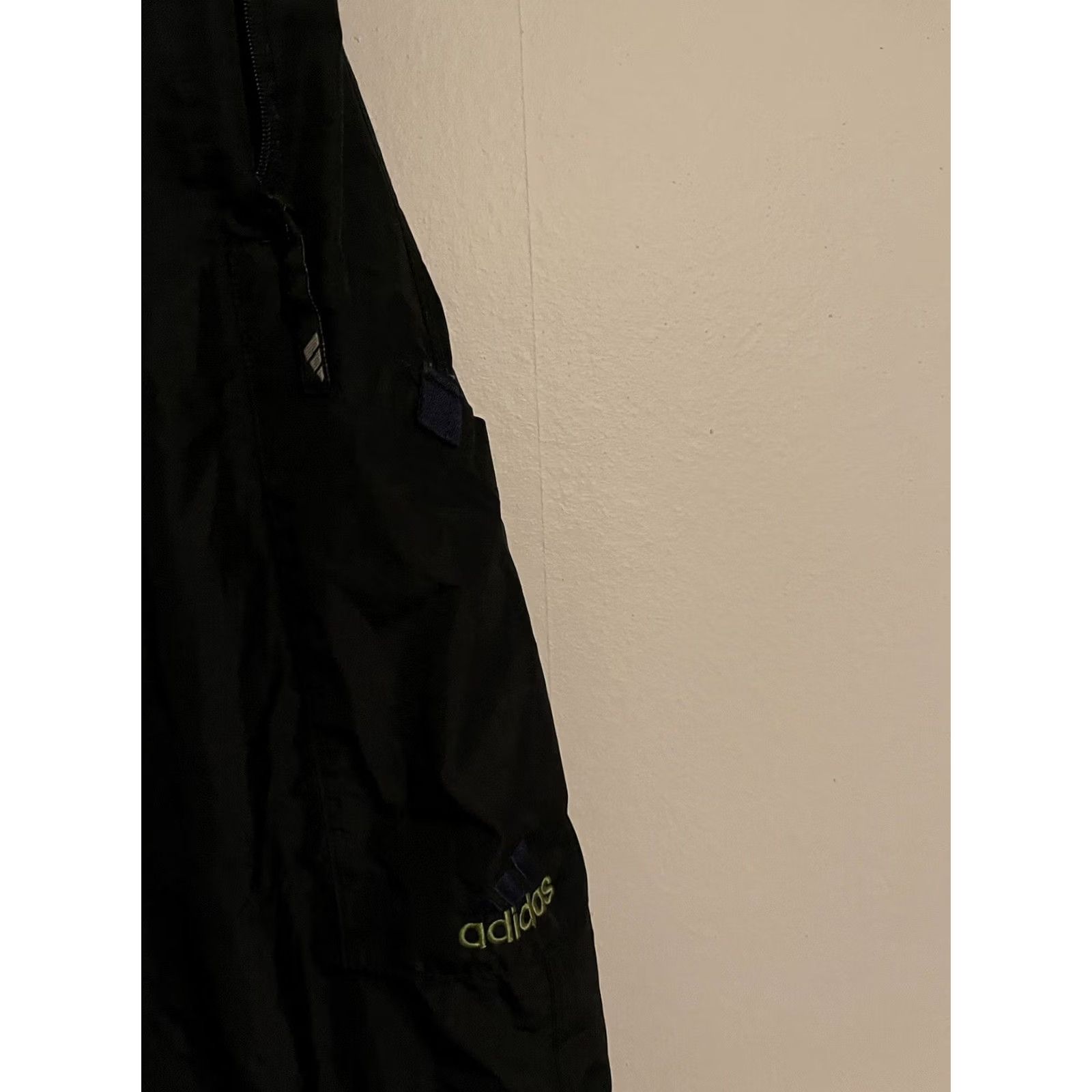 Adidas VINTAGE Adidas Track Pants - Black Athletic Gym Warm Up Mens Large - 100% Polyester, Elastic Waist, Lined, Regular, 30.5" Inseam Size US 31 - 2 Thumbnail
