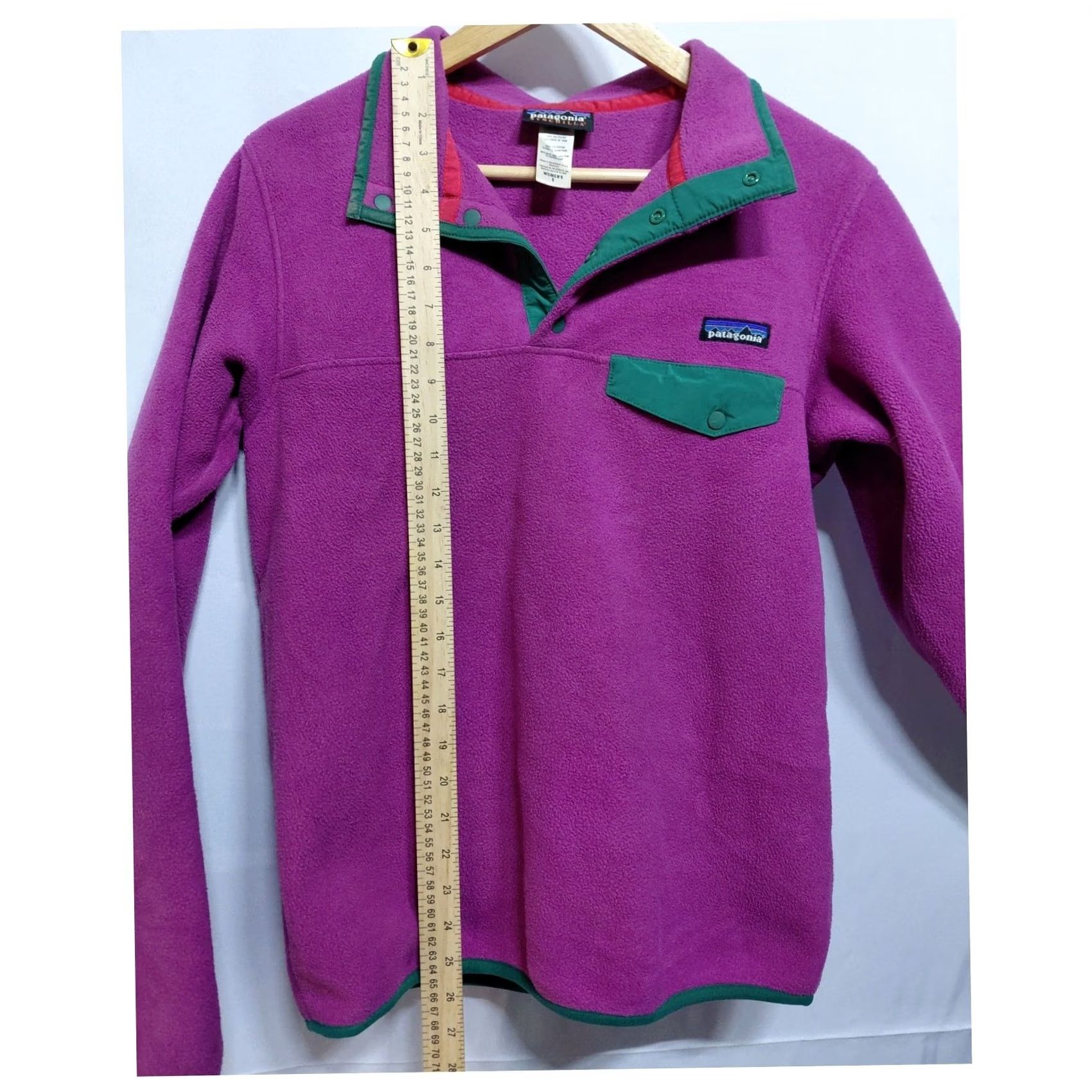 Patagonia Patagonia Synchilla Fleece Pullover Pink Solid Long Sleeve Women's Size S Pullover Casual Outdoor Wool? No, Polyester Size S / US 4 / IT 40 - 5 Thumbnail