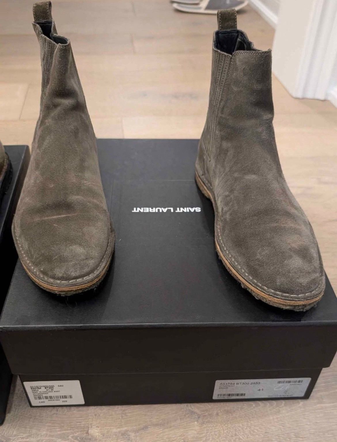 Saint Laurent Paris Saint Laurent Suede Chelsea Boots Beige/Grey Size US 8 / EU 41 - 1 Thumbnail