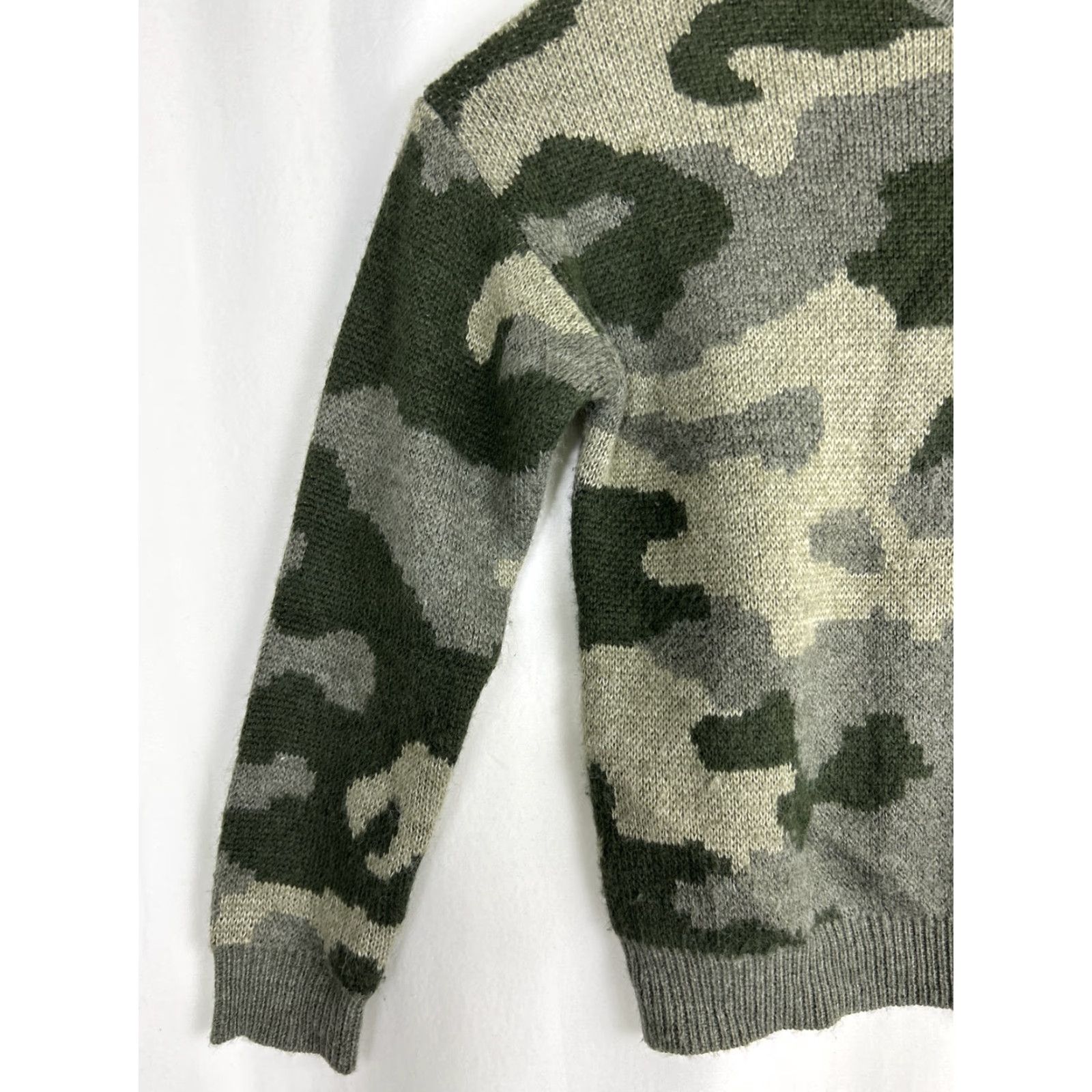 Lucky Brand Lucky Brand Green Camo Wool Blend Pullover Women's Small Sweater - Camouflage Knit, Round Neck, Casual, Regular Fit, Fall Winter Spring Size S / US 4 / IT 40 - 2 Thumbnail