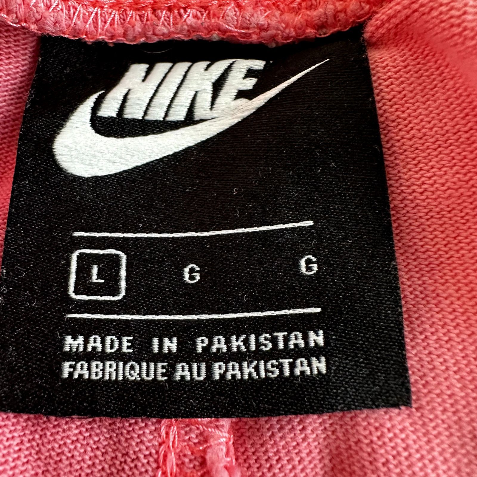 Nike Nike Washed Running Shorts Logo Patch Pull On Pink Large Size 36" / US 14 / IT 50 - 3 Thumbnail