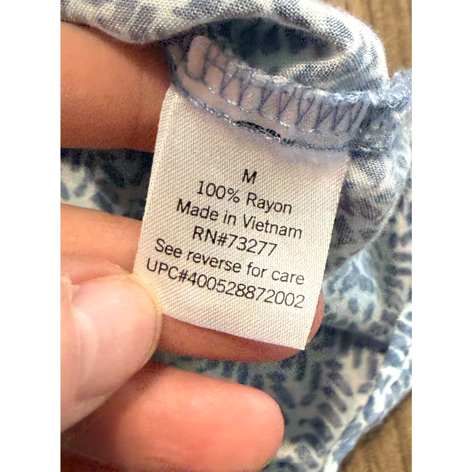 Vintage Sonoma Shirts Tank Top Women Medium Blue V-Neck Sleeveless Casual White Accent Pattern: Solid Size M / US 6-8 / IT 42-44 - 4 Thumbnail