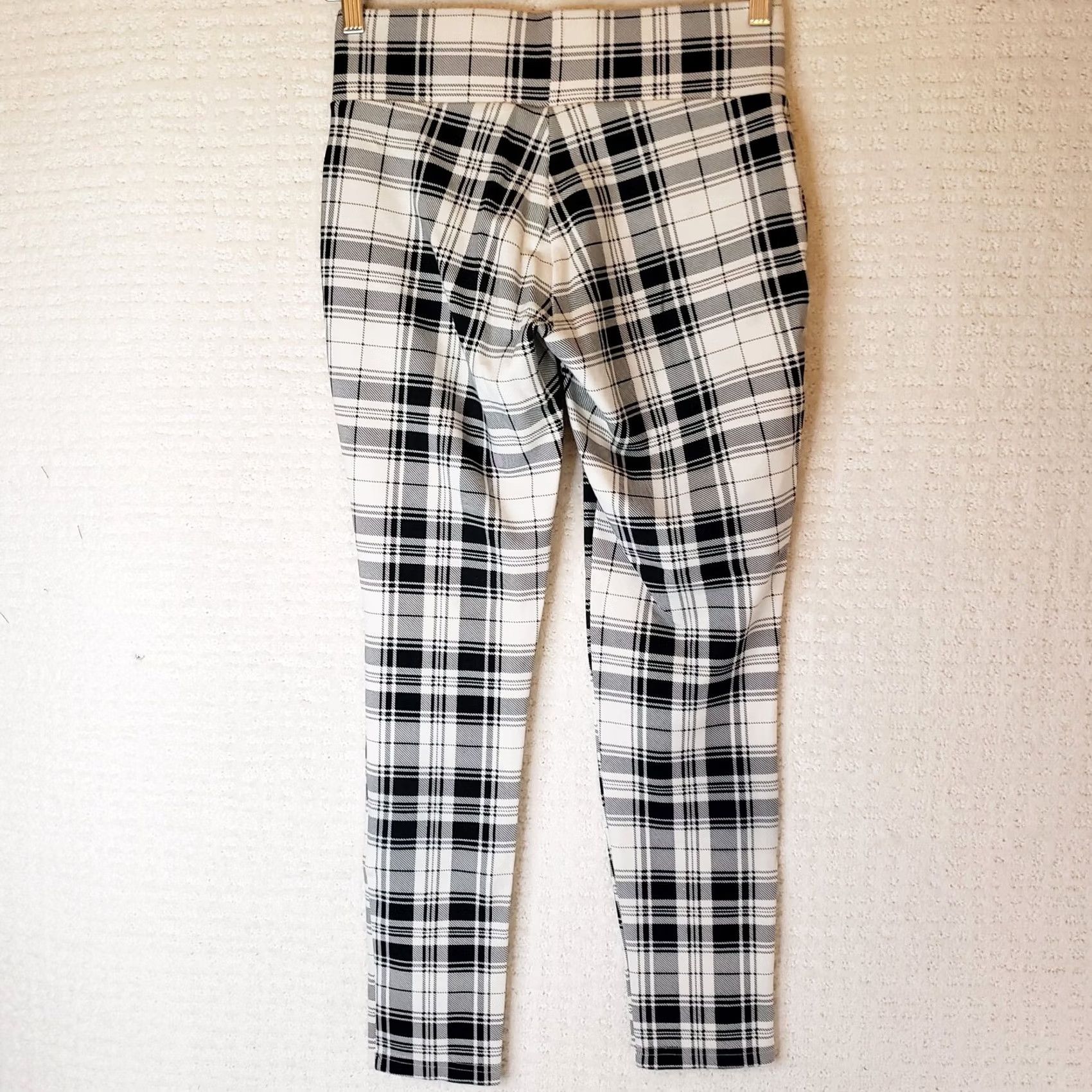 Vintage MeMoi Women's Leggings Pants S/M Black White Plaid Shaping Stretch Size 28" / US 6 / IT 42 - 4 Thumbnail