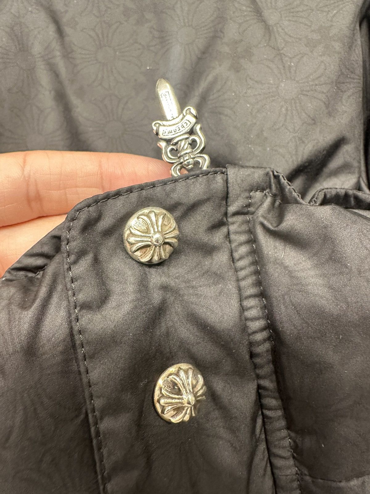 Chrome Hearts 🔥Chrome Hearts Black Pattern Stiff V2 Puffer Down Jacket🔥 Size US XXL / EU 58 / 5 - 6 Thumbnail