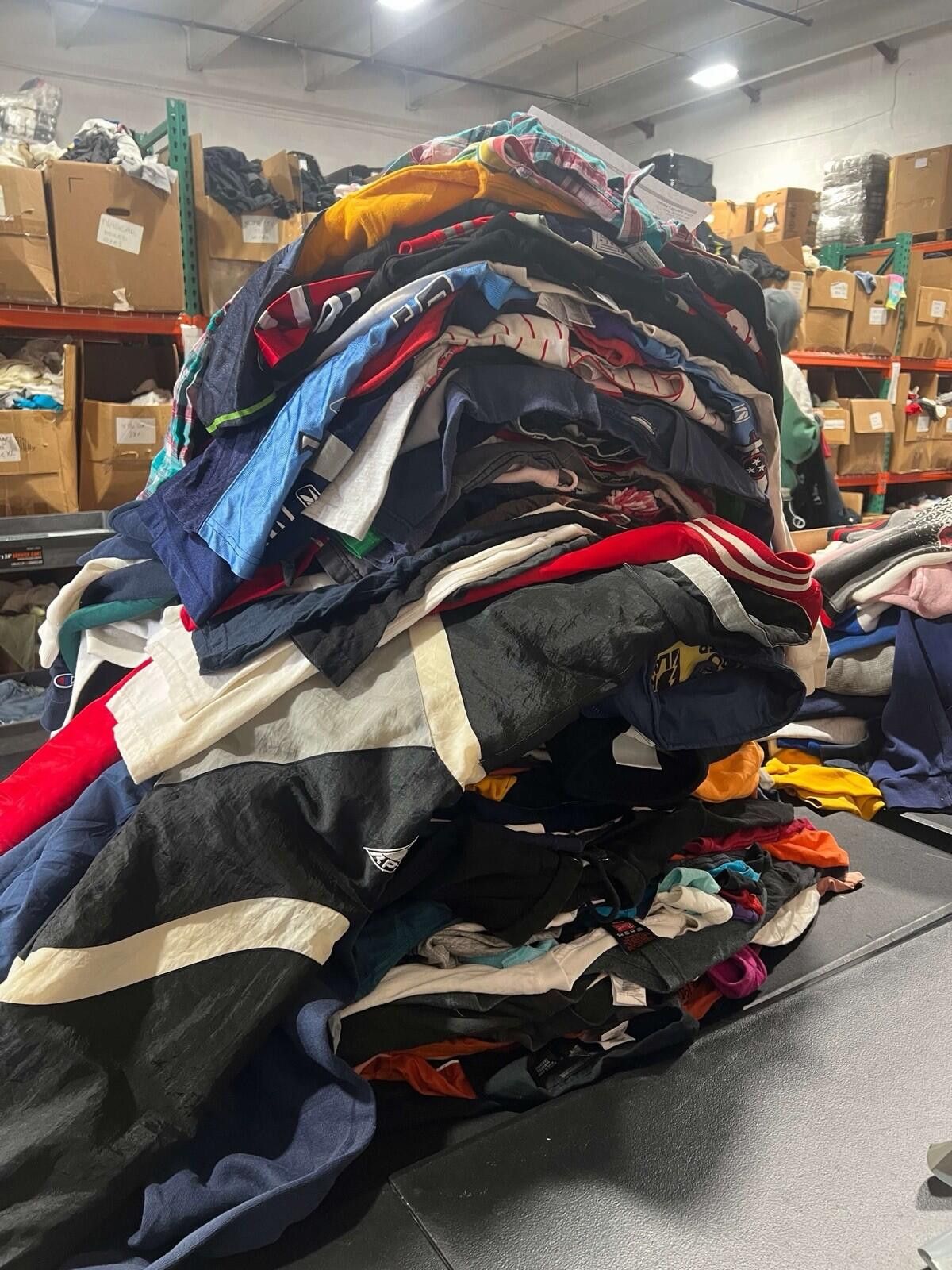 Other Men’d Vintage Clothing Mystery Box 15 Pcs Of High End Items Size ONE SIZE - 1 Thumbnail