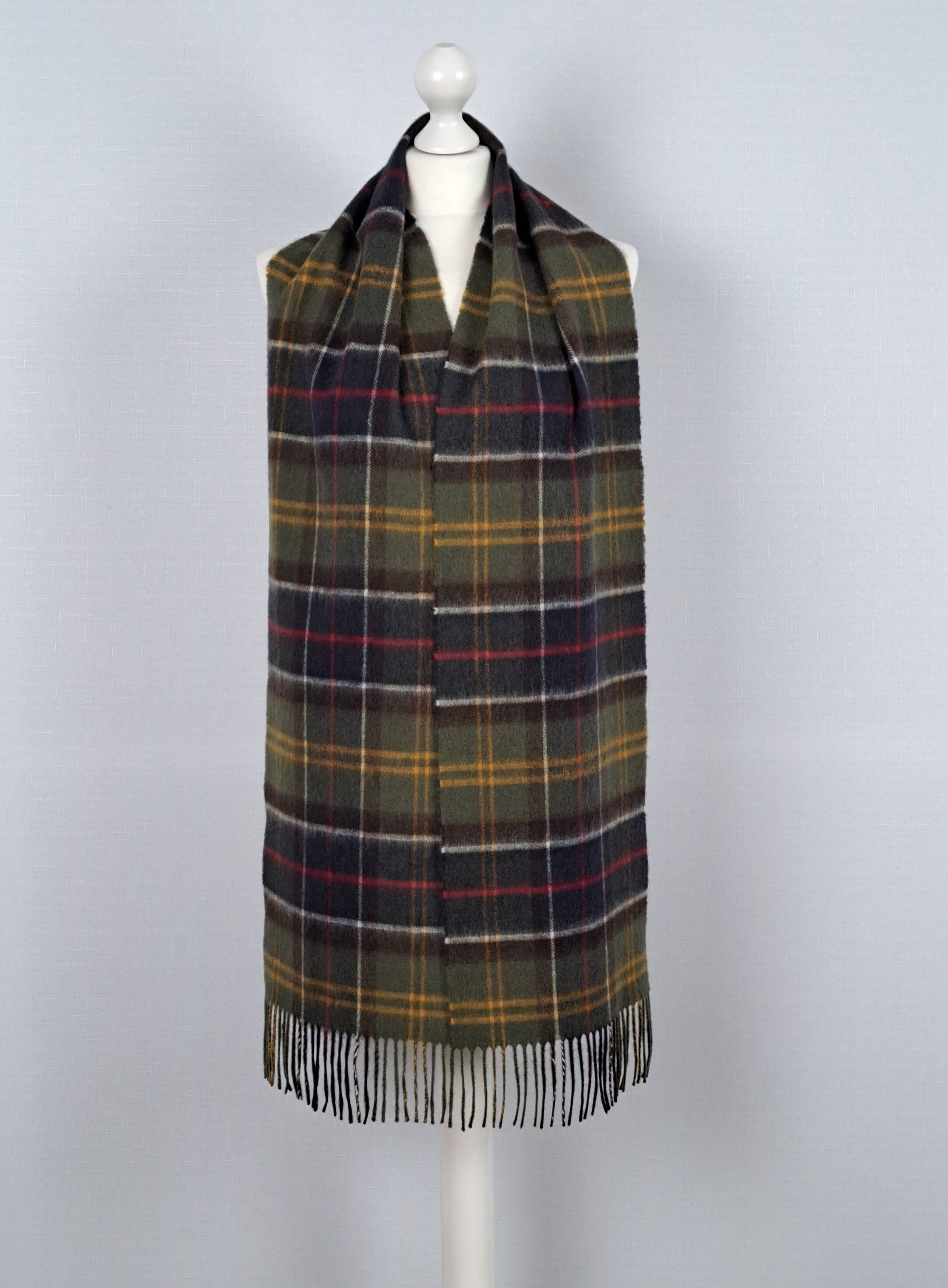 Barbour BARBOUR wool/cashmere tartan scarf. Size ONE SIZE - 3 Thumbnail