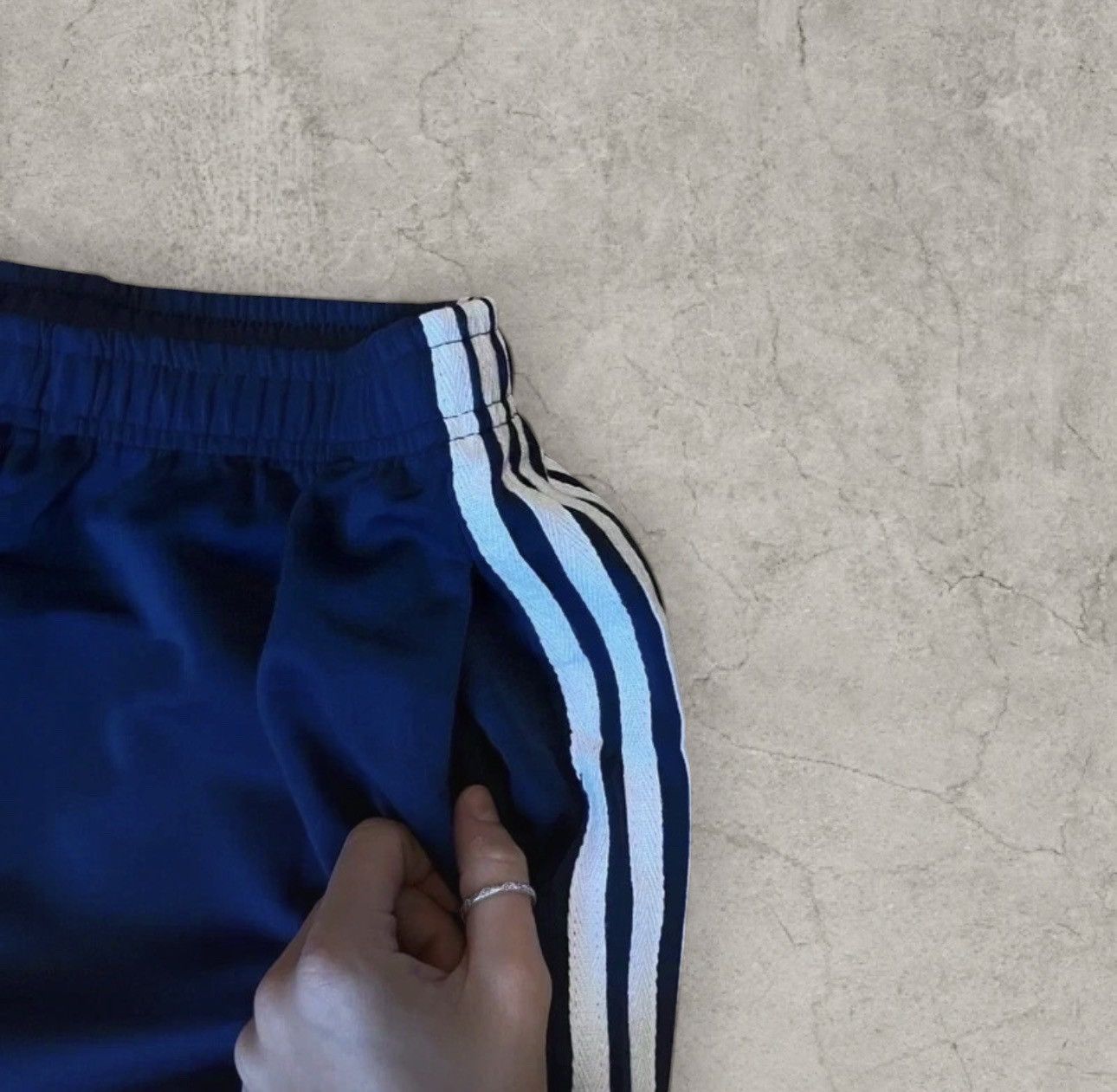 Japanese Brand Relaxed fit trousers in navy with white stripes. Size M Size US 32 / EU 48 - 3 Thumbnail