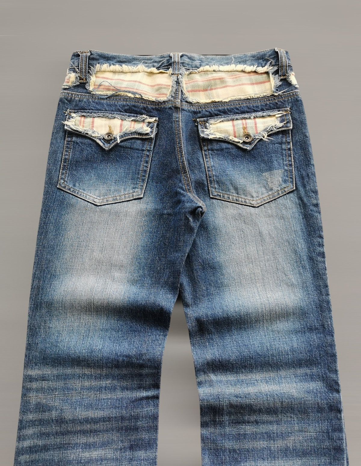 Hysteric Glamour distressed denim Beach sound jeans Size US 31 - 4 Thumbnail