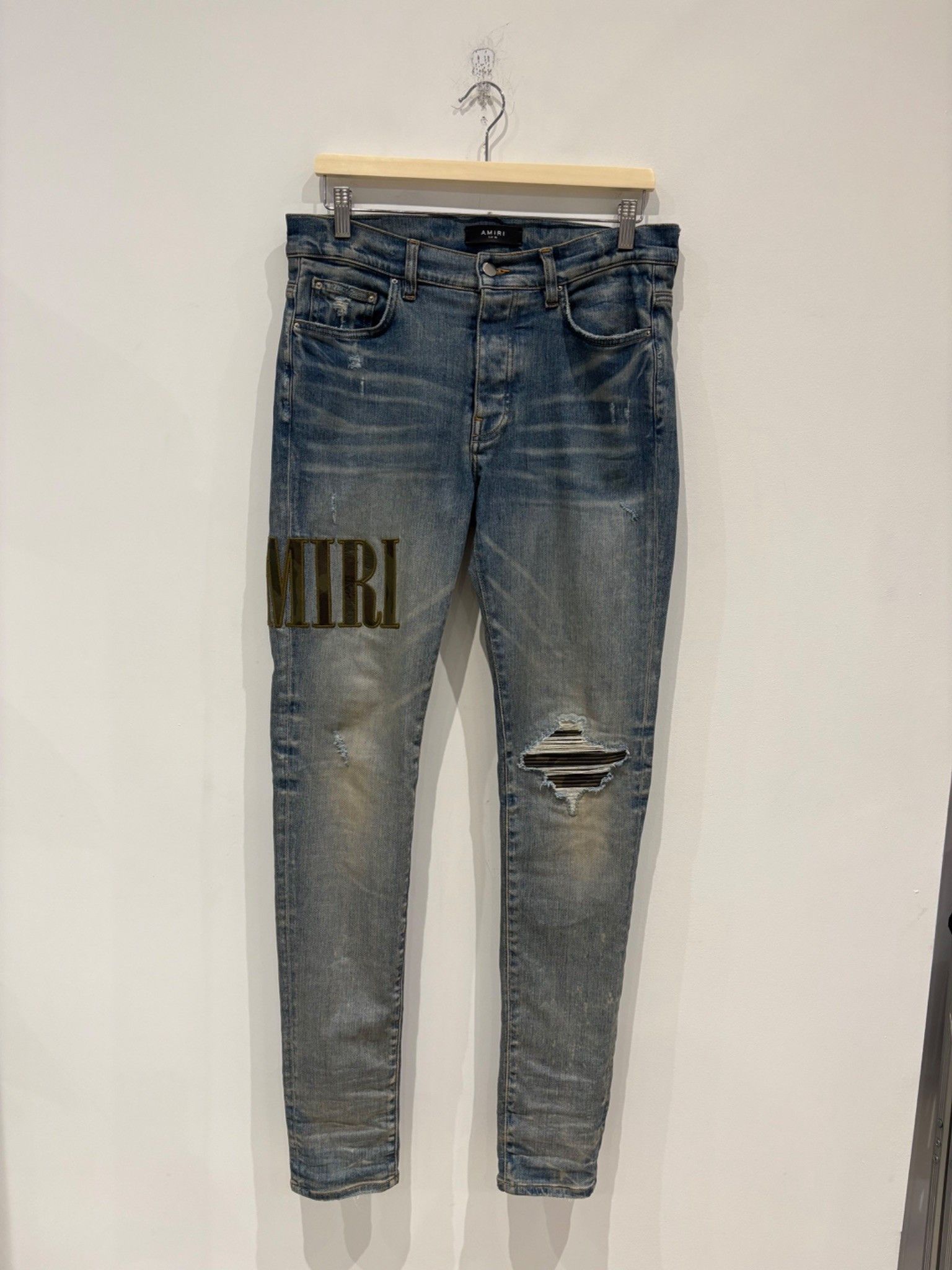Amiri Amiri Camo Applique Denim Jeans Clay Indigo Size US 32 / EU 48 - 1 Thumbnail