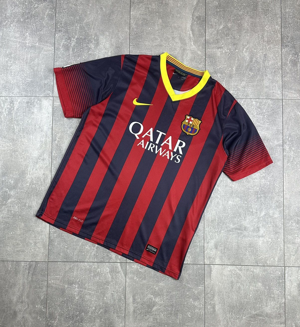 Nike Nike Barcelona FC Soccer Jersey Vintage Size US L / EU 52-54 / 3 - 1 Thumbnail