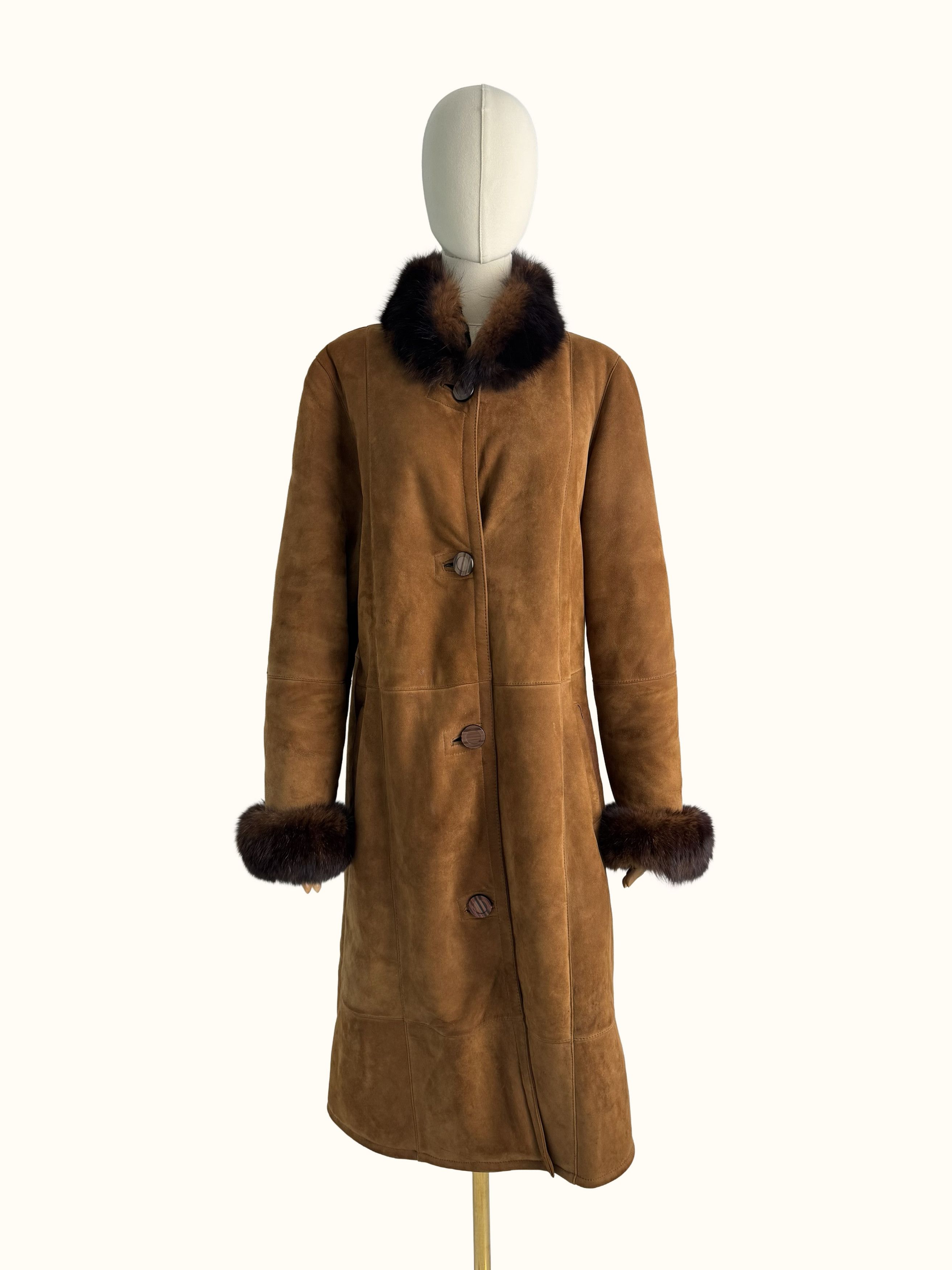 Vintage Vintage Real Sheepskin Coat Shearling Leather Luxury Winter Size M / US 6-8 / IT 42-44 - 1 Thumbnail