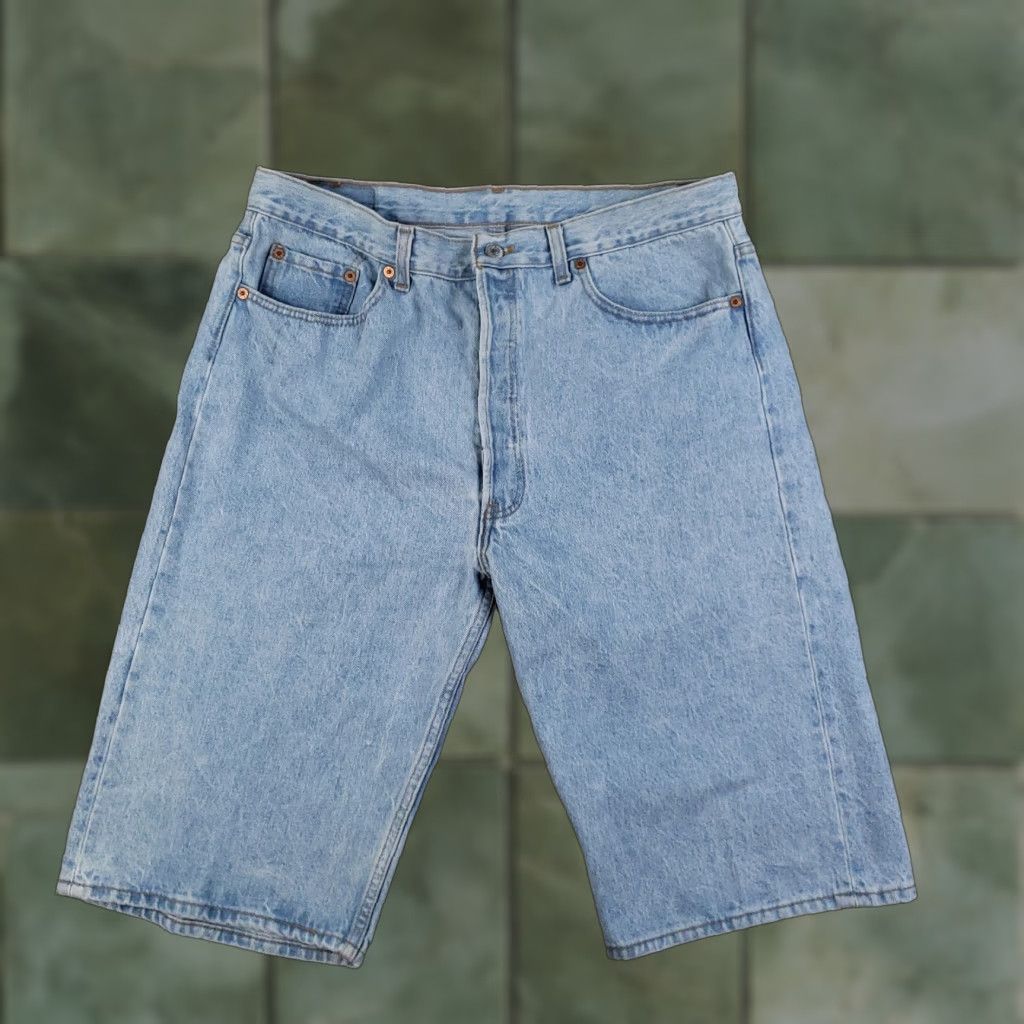 Levi's VINTAGE Levi's 501 Jeans Shorts Men 38 Bermuda Denim 90s American Casual Retro Blue Size US 38 / EU 54 - 1 Thumbnail