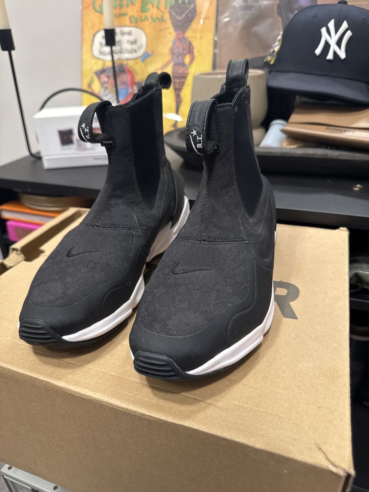 Riccardo Tisci Nike x Riccardo Tisci Air Zoom Legend Size US 6.5 / EU 39-40 - 1 Thumbnail