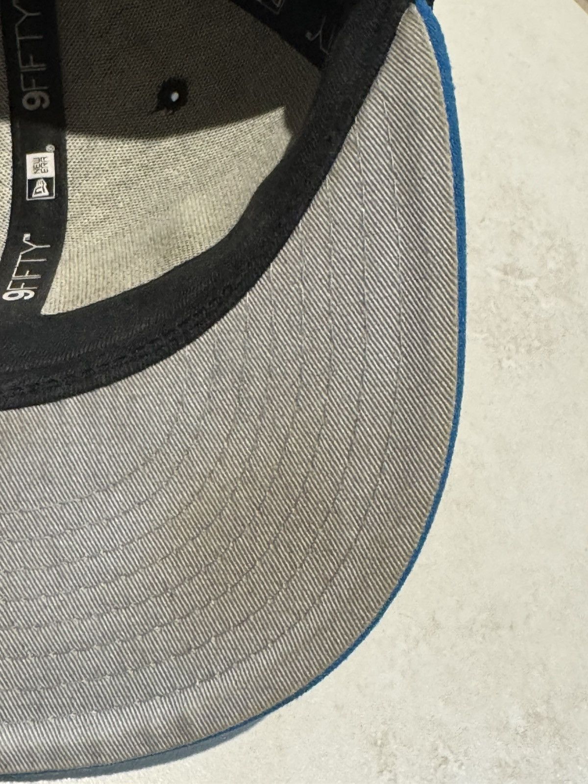 New Era Toronto Blue Jays Black Blue 2Tone Hat Used Snapback Size ONE SIZE - 7 Thumbnail