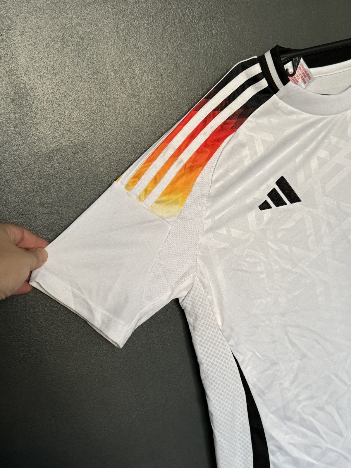 Adidas New KIDS Germany National Team 24/25 Home Football Jersey Size US S / EU 44-46 / 1 - 5 Thumbnail