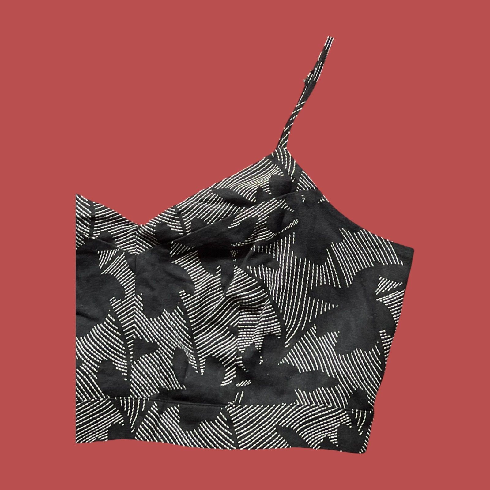 Other Universal Thread - Women's Strappy Crop Top - Black - Extra Size XL / US 12-14 / IT 48-50 - 14 Thumbnail