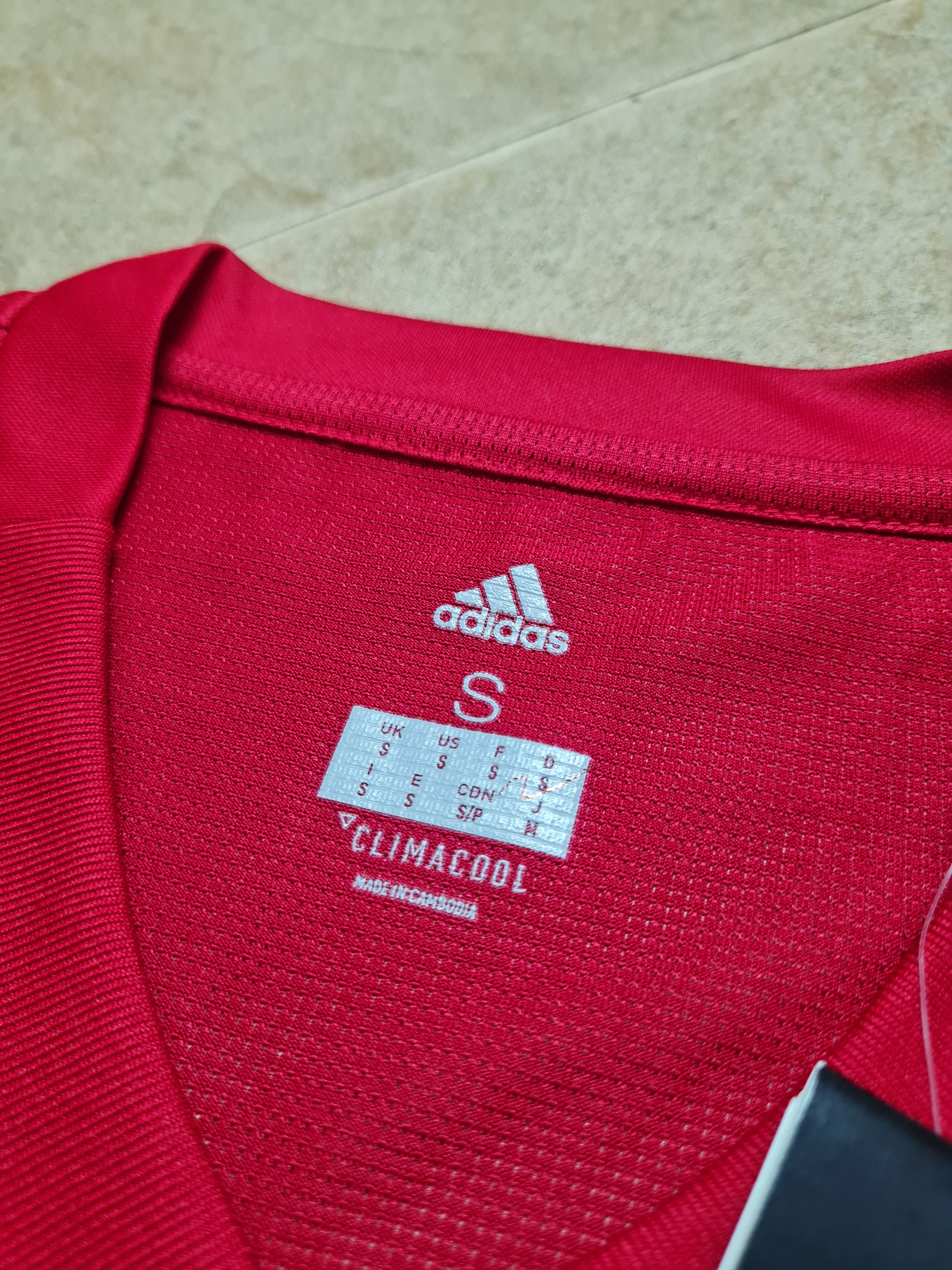 Adidas Jersey Shirt Training Adidas Wales National Football Soccer Size US S / EU 44-46 / 1 - 20 Thumbnail
