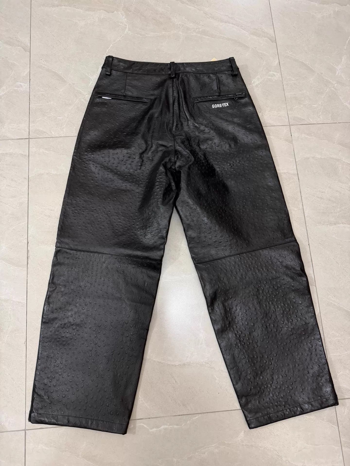 Supreme Supreme SS26 W6 GTX OstrichEmbossed LeatherPant BlackM Size US 32 / EU 48 - 6 Thumbnail
