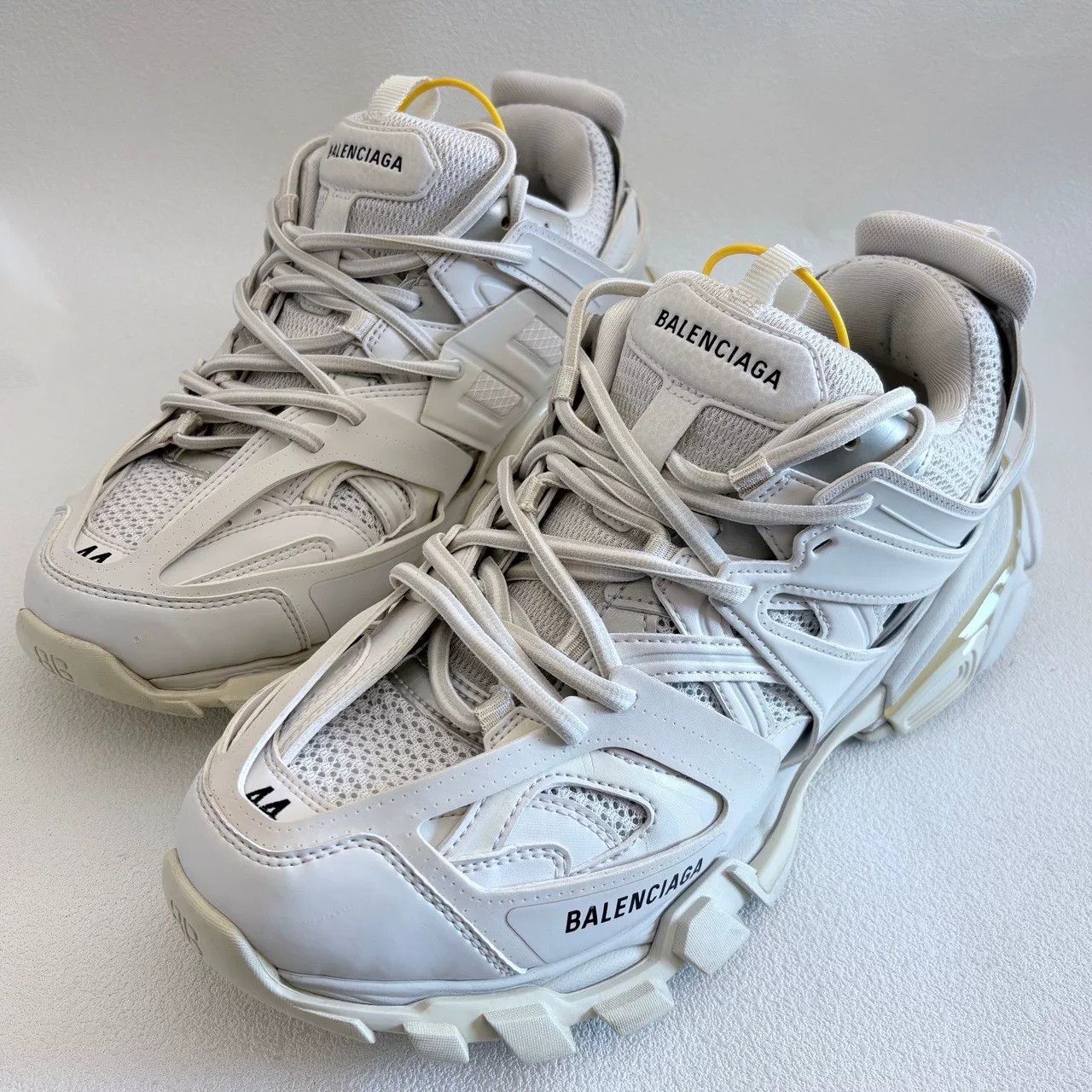 Balenciaga Balenciaga Track 1.0 Dad Sneakers White Size US 10 / EU 43 - 1 Thumbnail