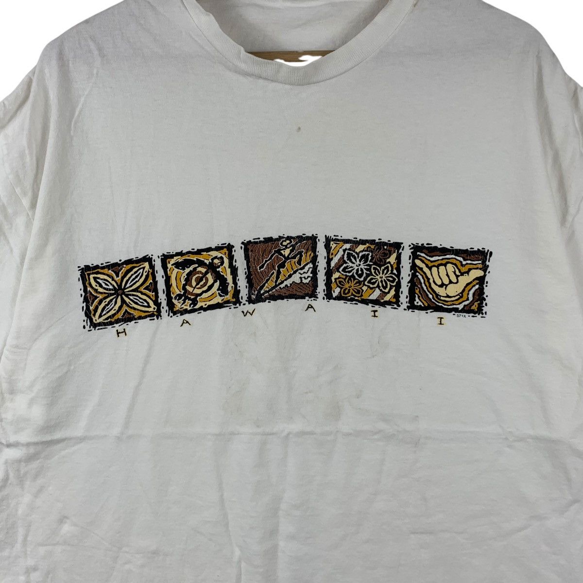 Vintage Vintage 90’ HAWAII HANG LOOSE Hanes Tag Tee Shirt Top Box Size US XL / EU 56 / 4 - 4 Thumbnail