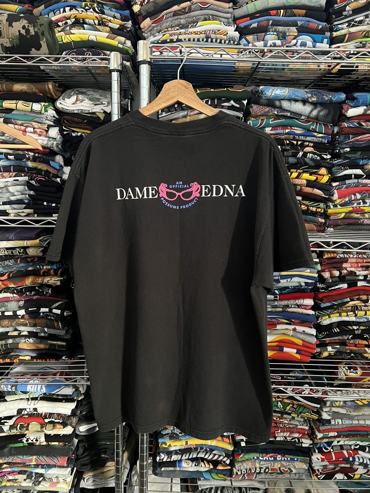Delta 2000s Dame Edna Comedy Tee Size US XL / EU 56 / 4 - 2 Thumbnail