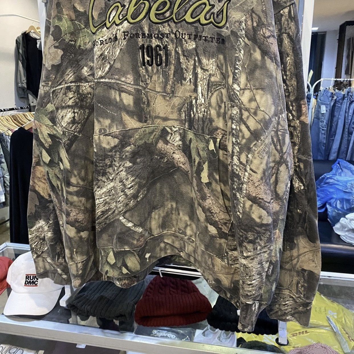 Cabelas CABELA'S Vintage RealTree Camo Spellout Pullover Hoodie Size US XXL / EU 58 / 5 - 4 Thumbnail