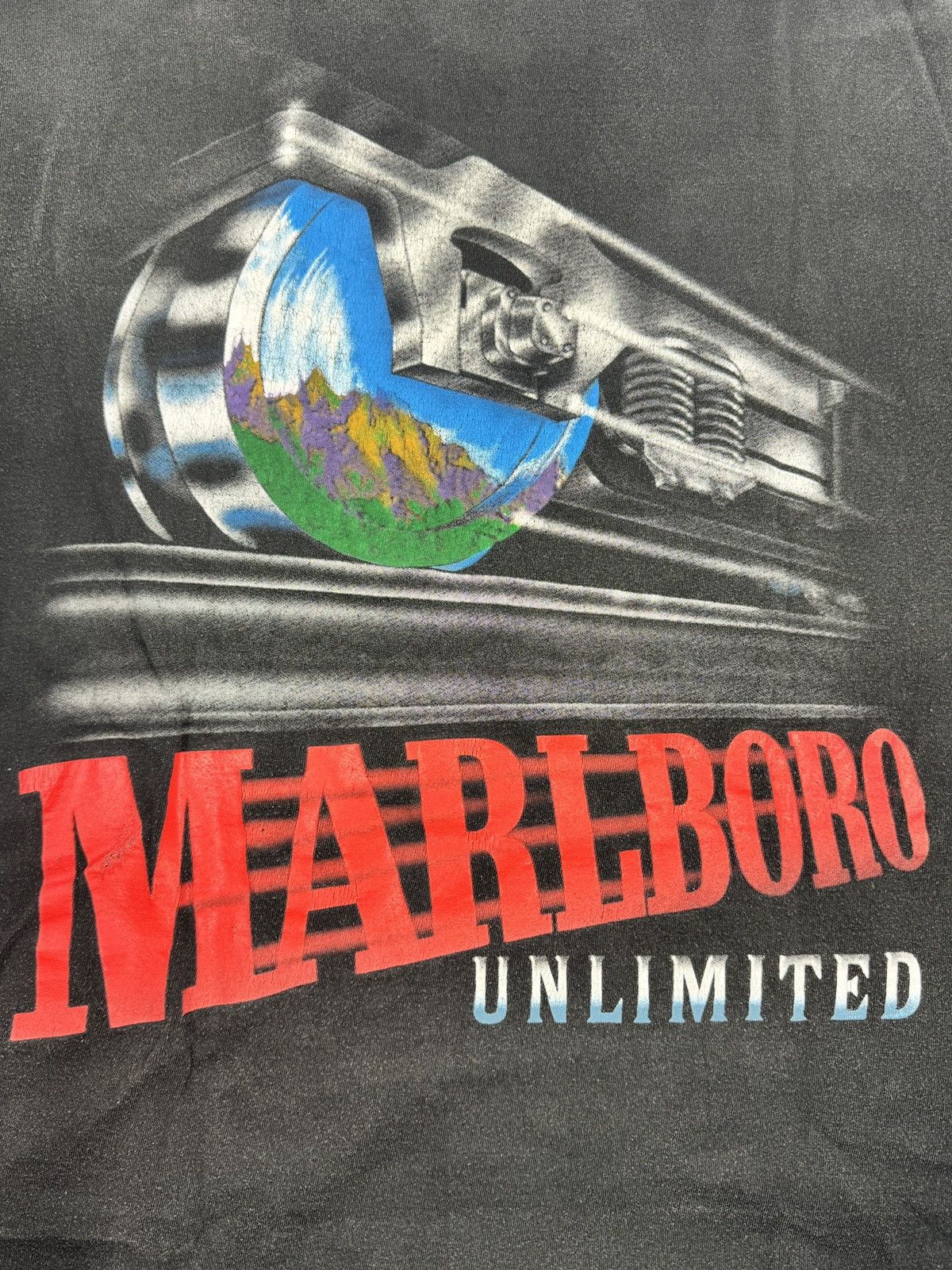 Vintage MALBORO UNLIMITED VINTAGE T-SHIRT Size US XL / EU 56 / 4 - 3 Thumbnail