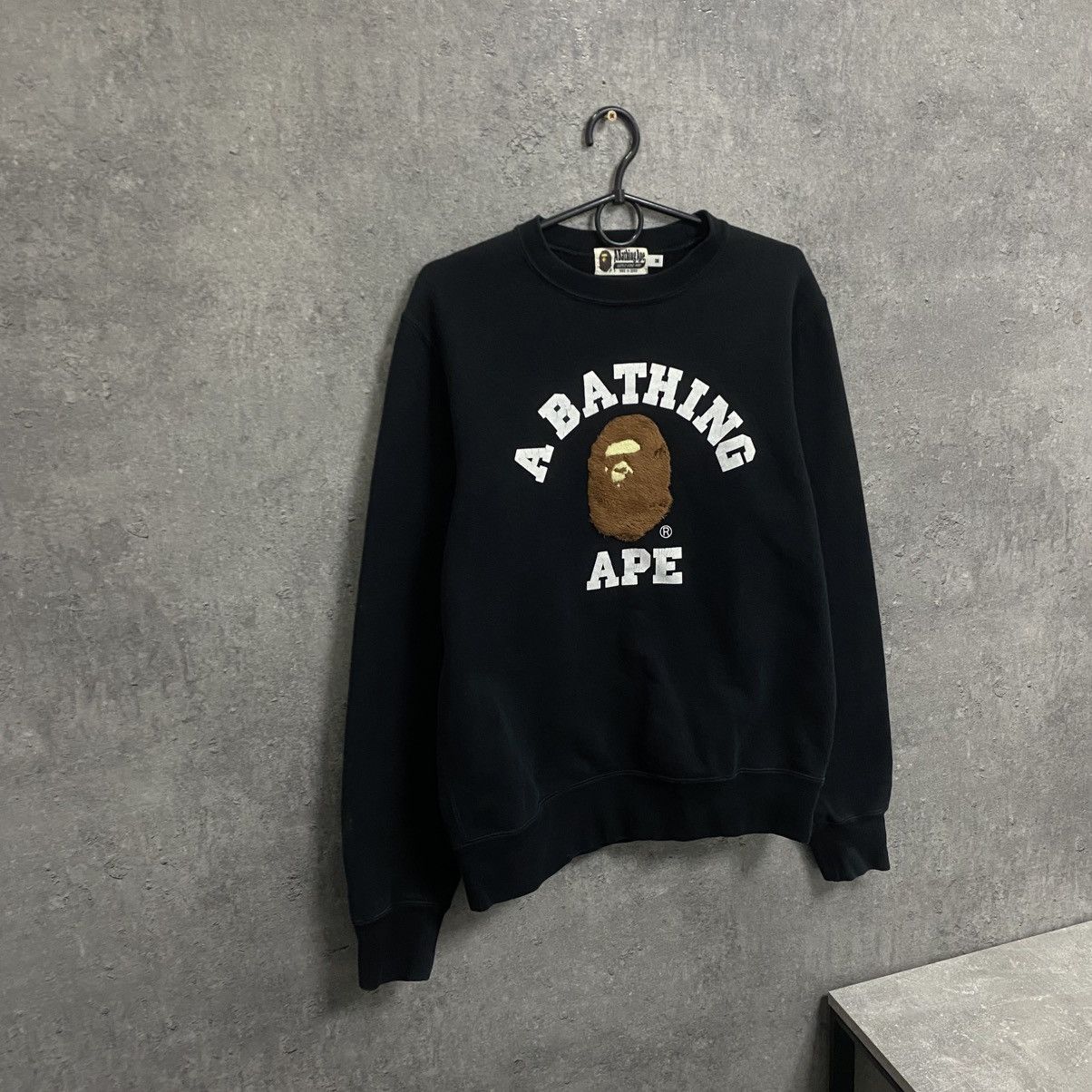 Bape A Bathing Ape Bape College Sweatshirt Crewneck Size US M / EU 48-50 / 2 - 3 Thumbnail