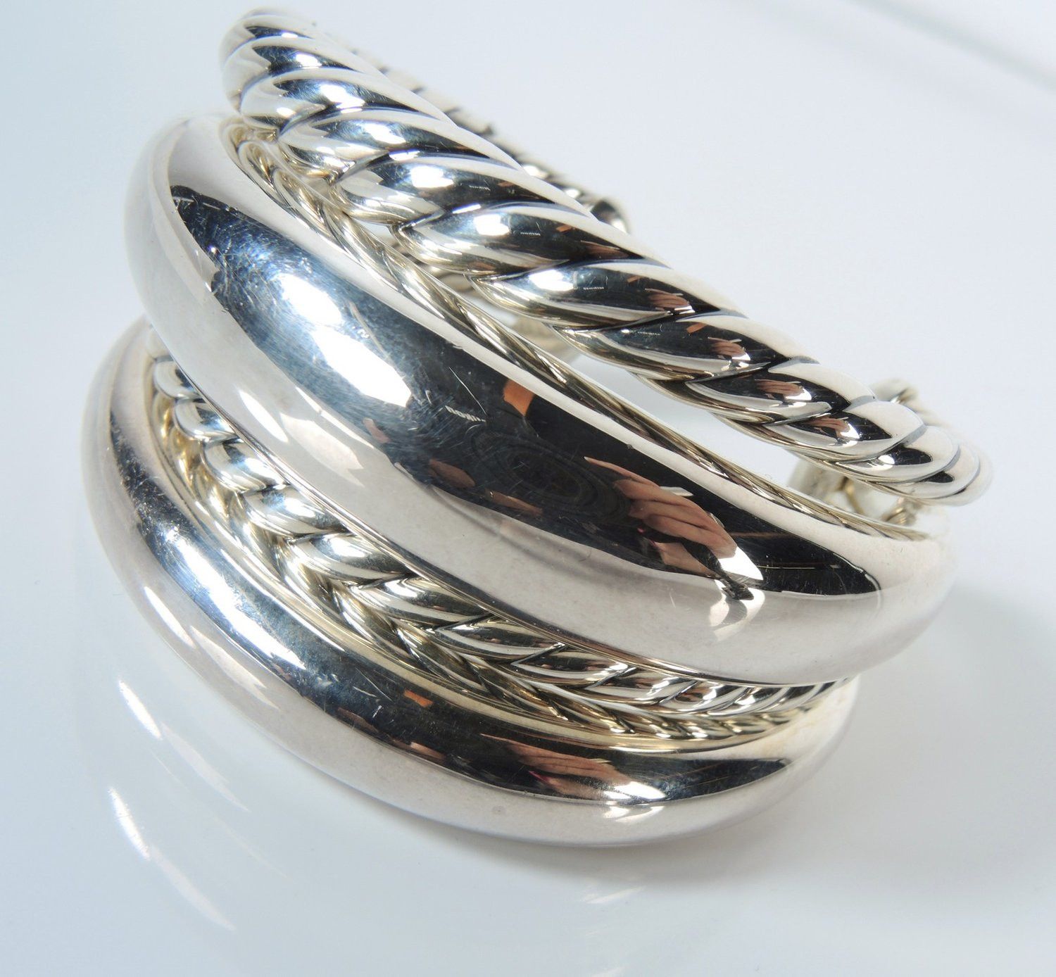 David Yurman o1smst1ft0424 Two Cabel and 2 High Polished Domed Cuffs Size ONE SIZE - 4 Thumbnail