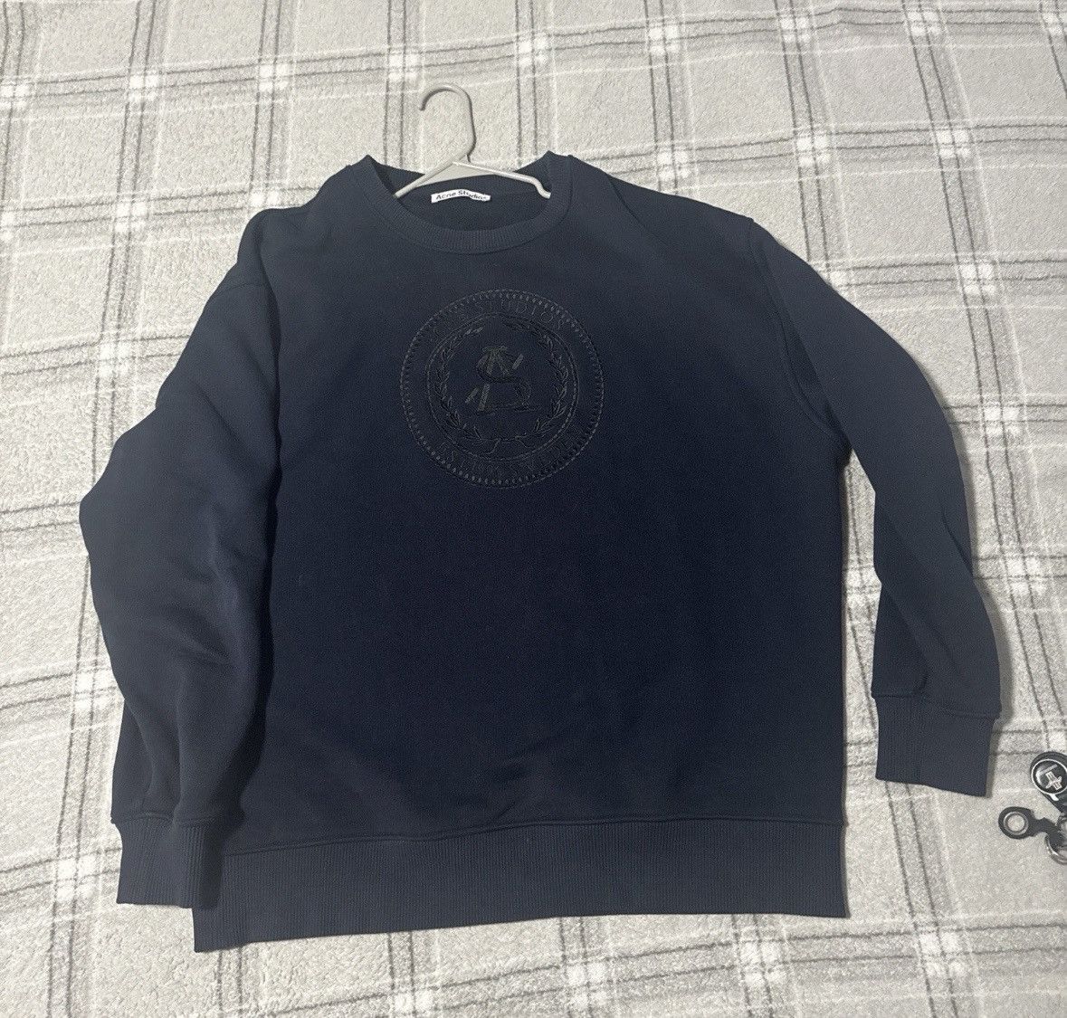 Acne Studios Acne Studios Embroidered Sweatshirt Size US L / EU 52-54 / 3 - 1 Thumbnail