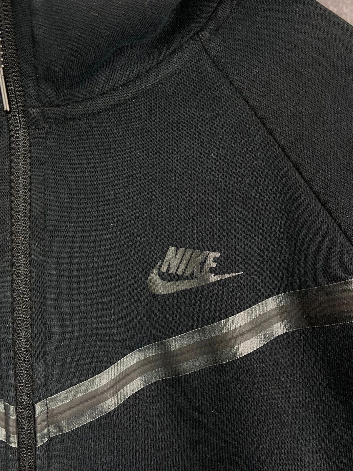 Nike Nike Tech Black Sweatshirt L Vintage Techwear Size L / US 10 / IT 46 - 2 Thumbnail