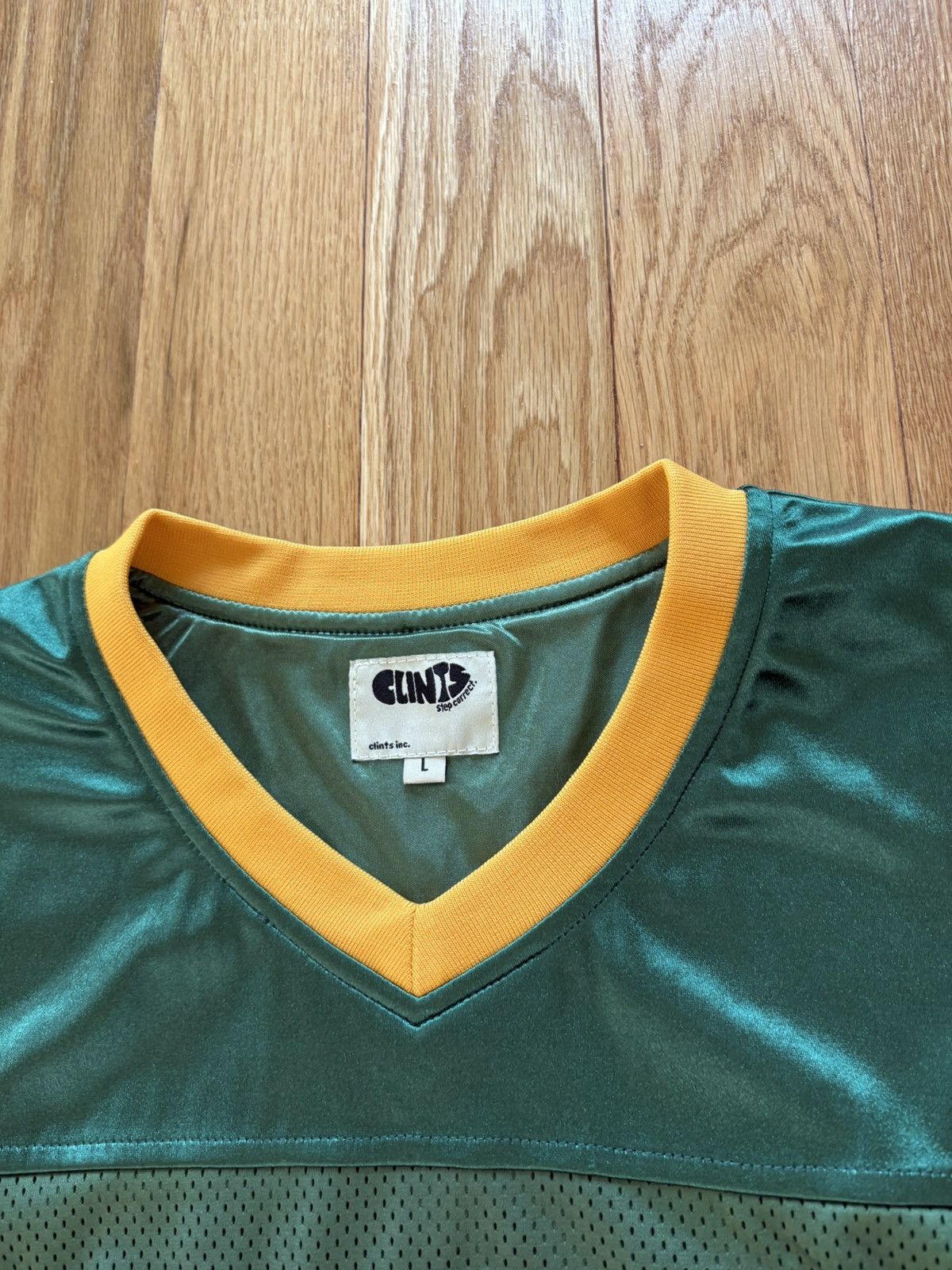 Clints Clints Step Correct Y2K Shiny Gradient Football Jersey L Size US L / EU 52-54 / 3 - 3 Thumbnail