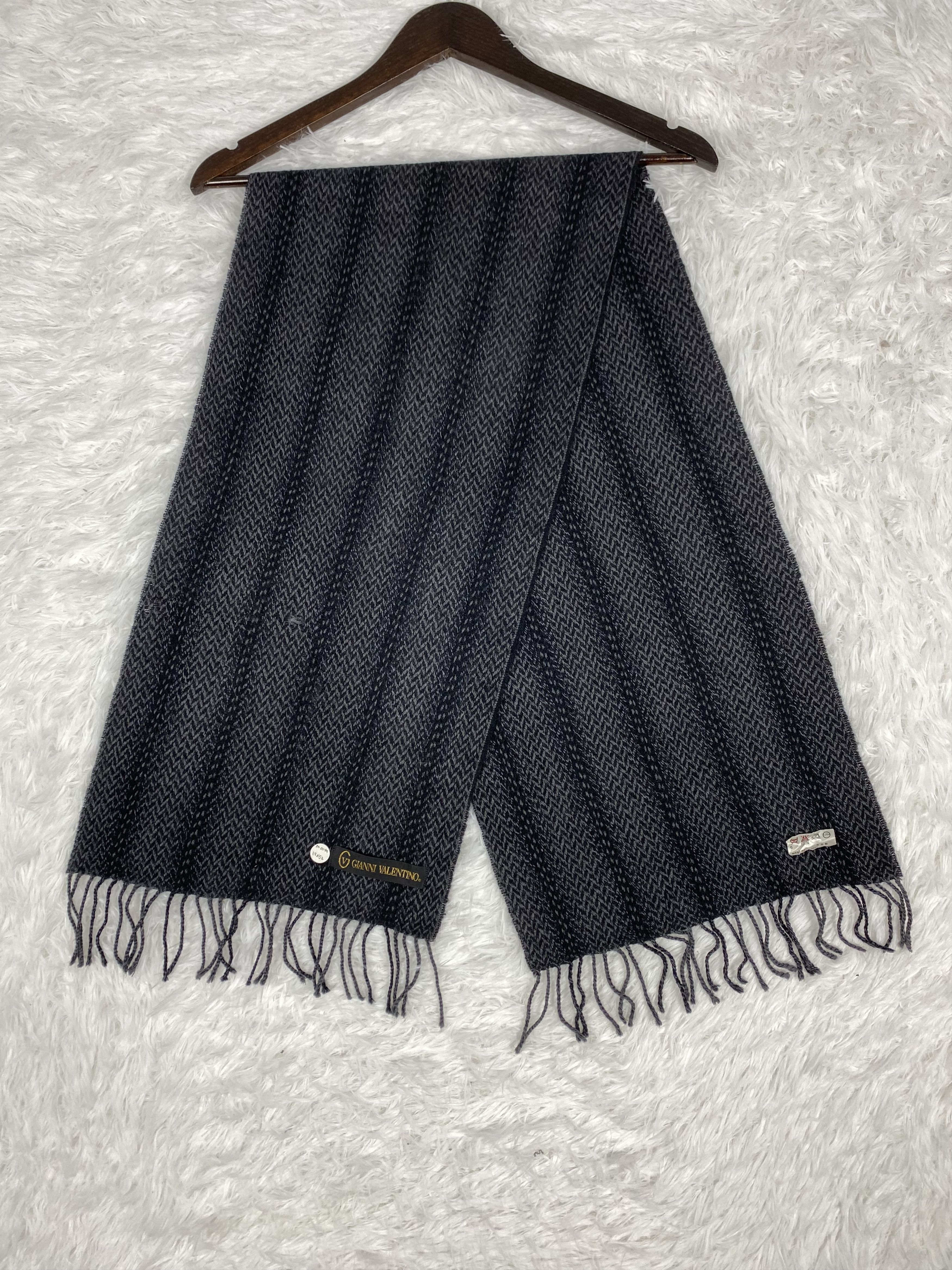 Gianni Valentino Vintage Gianni Valentino Scarf / Muffler Neckwear PM0089 Size ONE SIZE - 1 Thumbnail