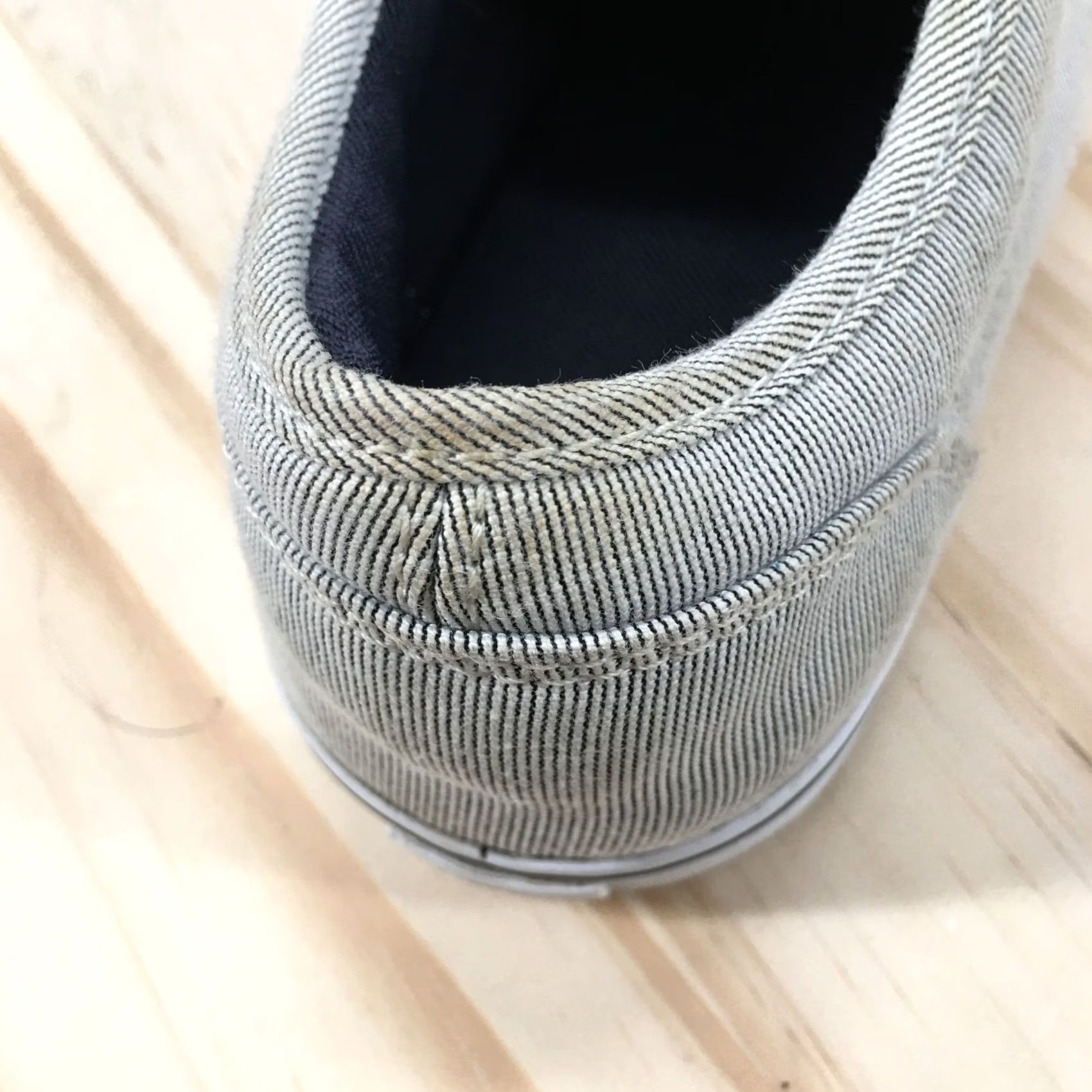 Vans VANS Shoes Womens 9 Off The Wall Lace Up Sneakers Low Top Pinstripe Gray Canvas Size M / US 6-8 / IT 42-44 - 3 Thumbnail