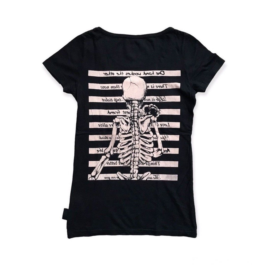 Japanese Brand DIG DEEP Punk Design Women Tee Size S / US 4 / IT 40 - 2 Thumbnail