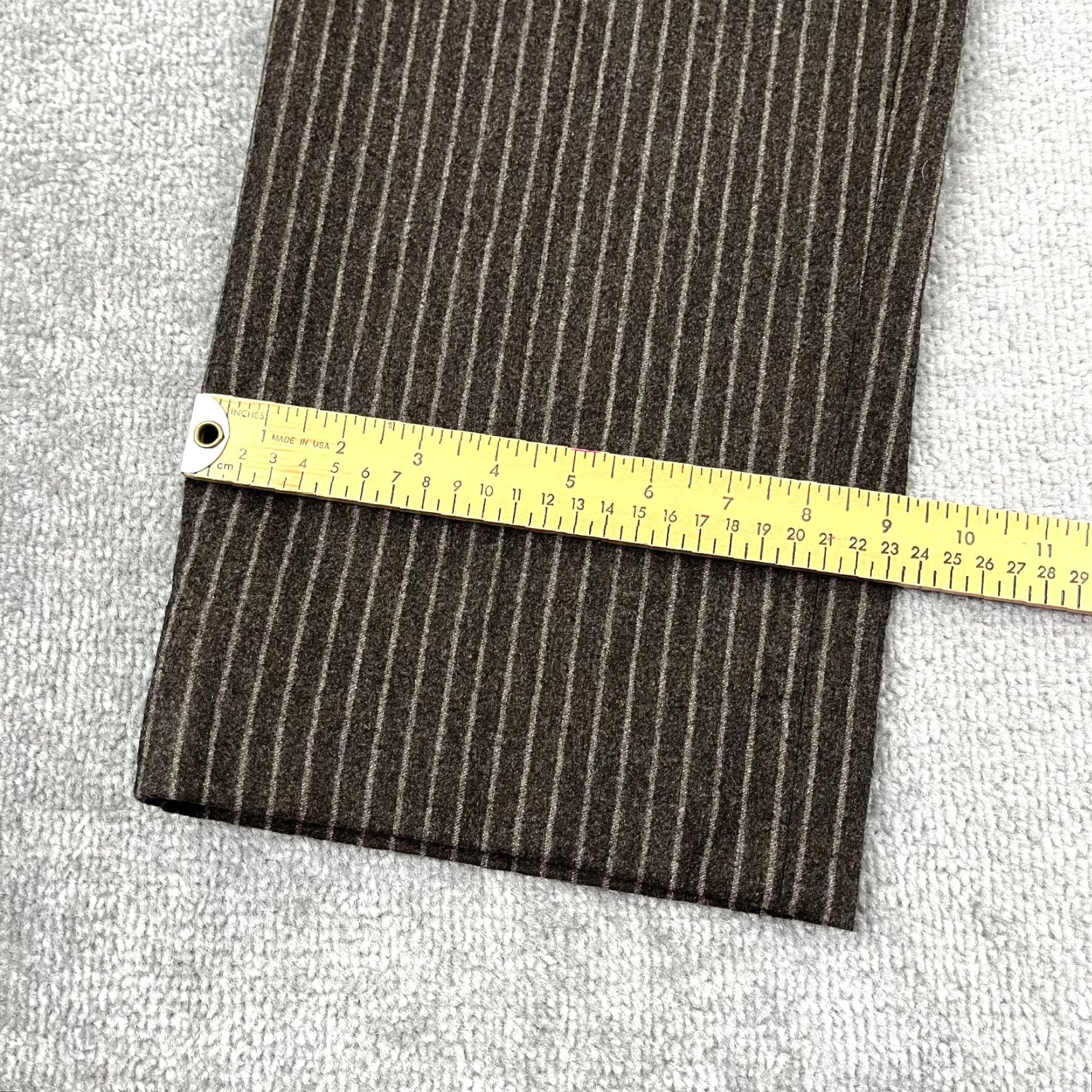 Incotex VINTAGE INCOTEX Pants Mens Regular Fit 36x32 Wool Brown Dress Trousers Pleated 5-Pocket Men’s Brown 100s Classic"} Size US 36 / EU 52 - 6 Thumbnail