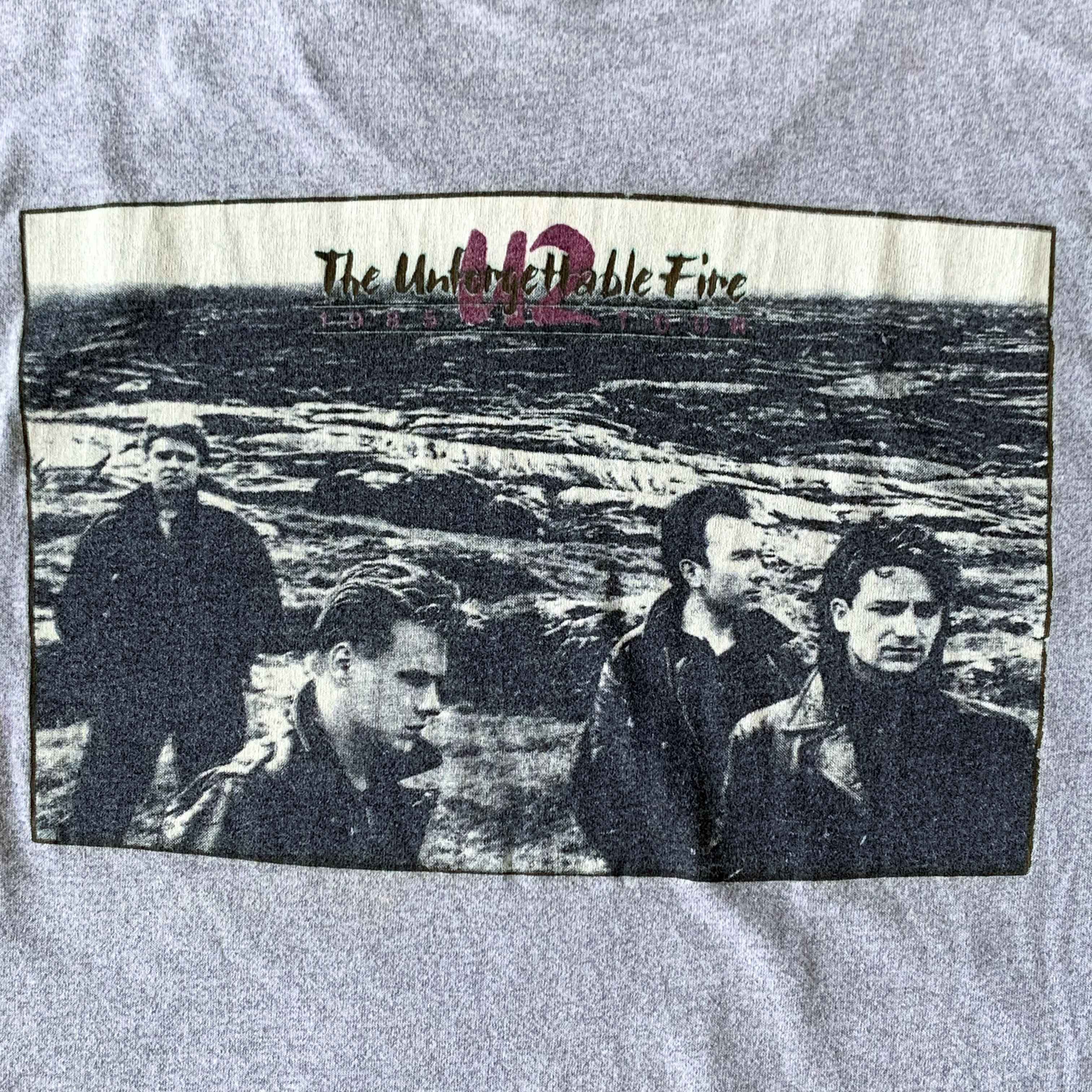 Vintage Vintage 1985 U2 The Unforgettable Fire Tour T Shirts Size US M / EU 48-50 / 2 - 1 Thumbnail
