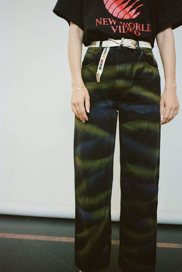 Eckhaus Latta Eckhaus Latta Spray Paint Jeans Size 26" / US 2 / IT 38 - 1 Thumbnail