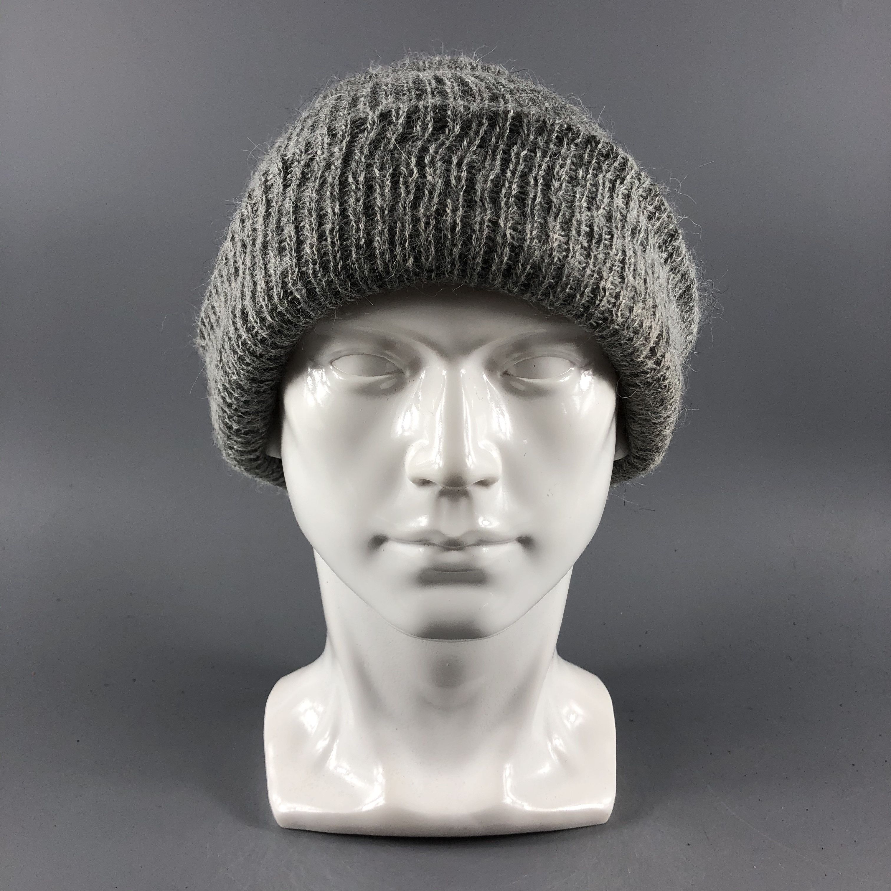 image of Vintage Nine Tailor Hats Fisherman Beanie Knit Snow Hat B945, Men's